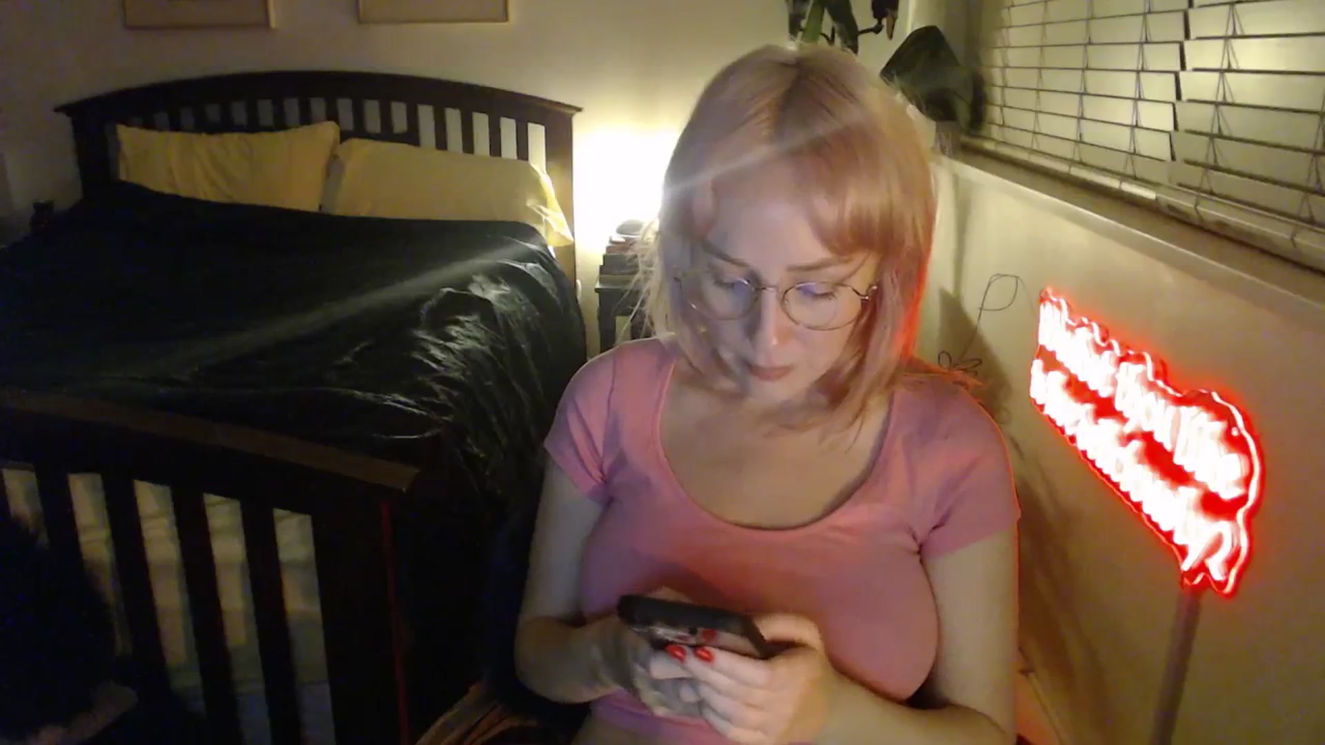 Gallery image thumbnail from NahlaHoney's myfreecams stream on, 01/21/2026, 03:42 image 12 of 20