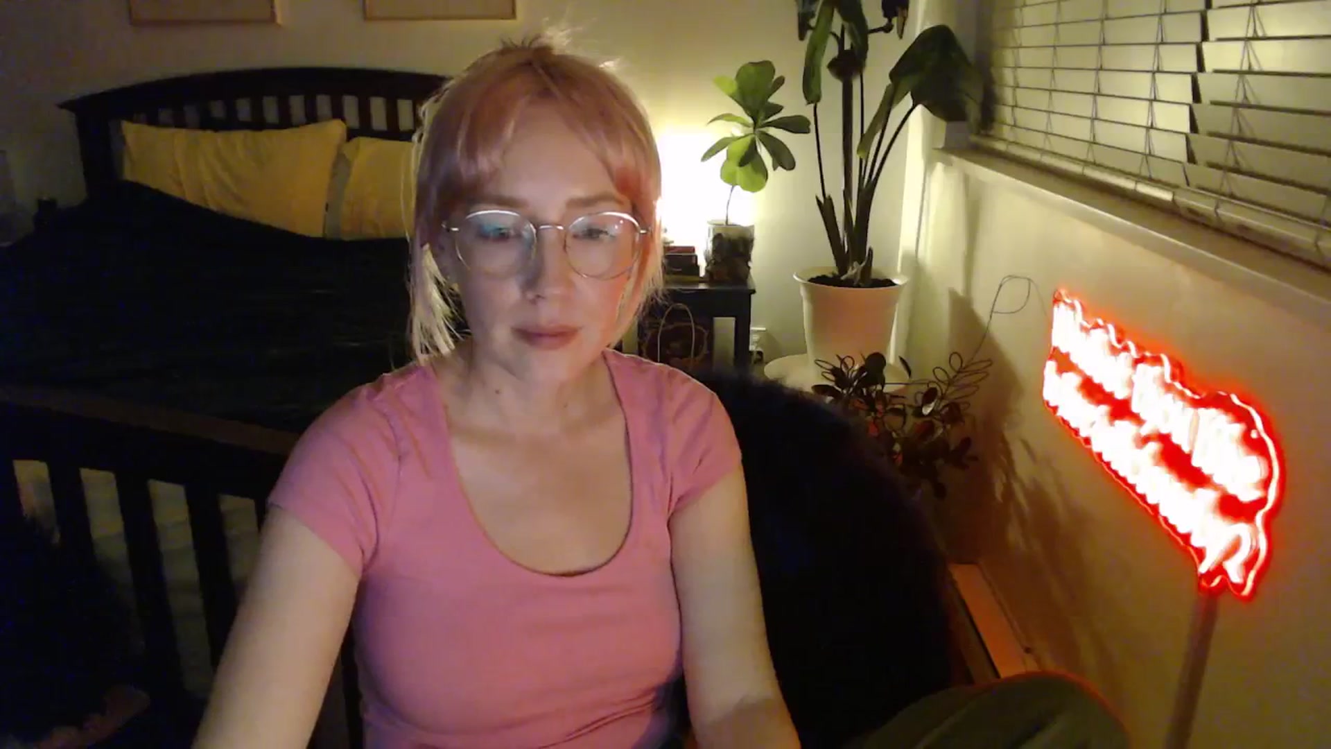 Gallery image thumbnail from NahlaHoney's myfreecams stream on, 01/21/2026, 05:21 image 18 of 20