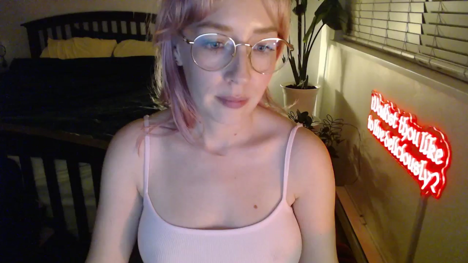 Gallery image thumbnail from NahlaHoney's myfreecams stream on, 01/22/2026, 04:34 image 16 of 20