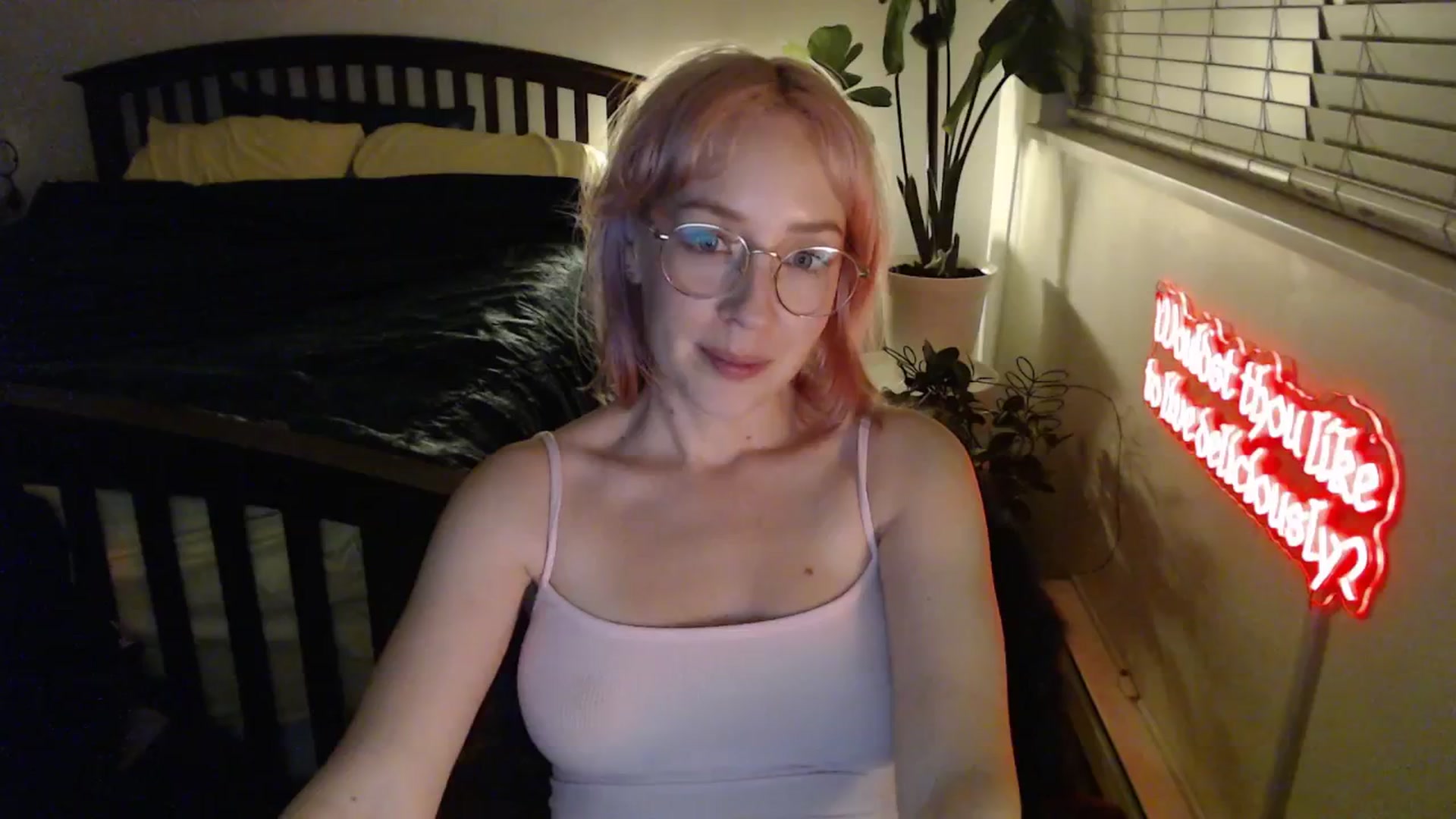 Gallery image thumbnail from NahlaHoney's myfreecams stream on, 01/22/2026, 04:34 image 12 of 20