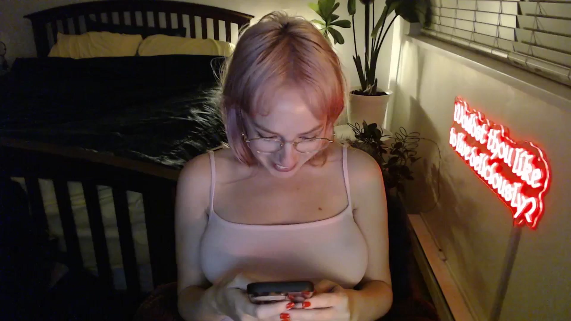 Gallery image thumbnail from NahlaHoney's myfreecams stream on, 01/22/2026, 04:34 image 1 of 20