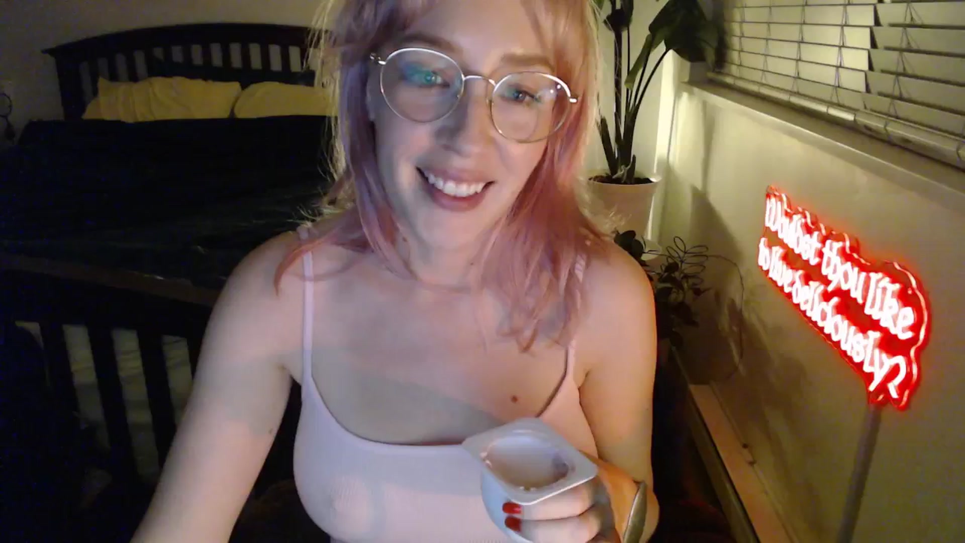 Gallery image thumbnail from NahlaHoney's myfreecams stream on, 01/22/2026, 04:34 image 15 of 20