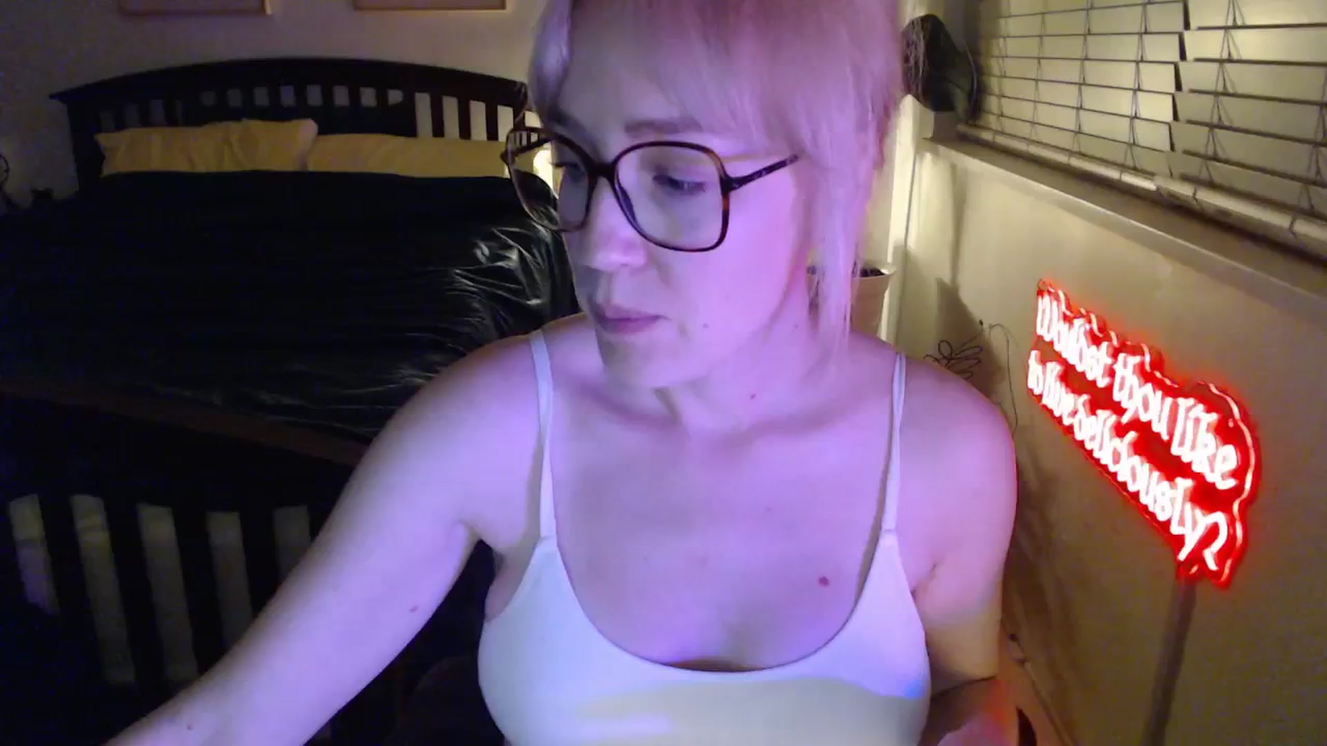 Gallery image thumbnail from NahlaHoney's myfreecams stream on, 02/04/2026, 03:16 image 10 of 20