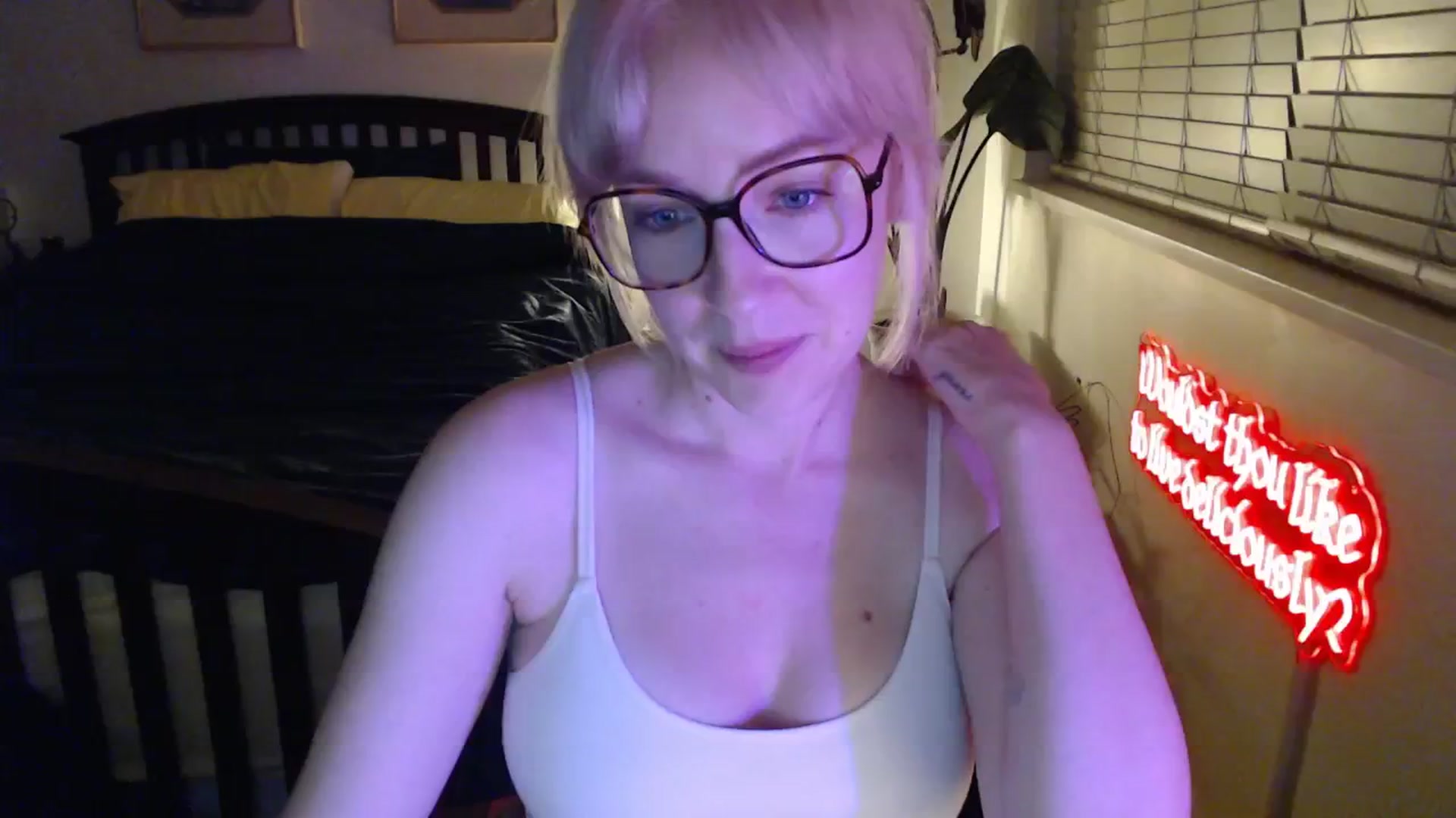 Gallery image thumbnail from NahlaHoney's myfreecams stream on, 02/04/2026, 03:16 image 3 of 20