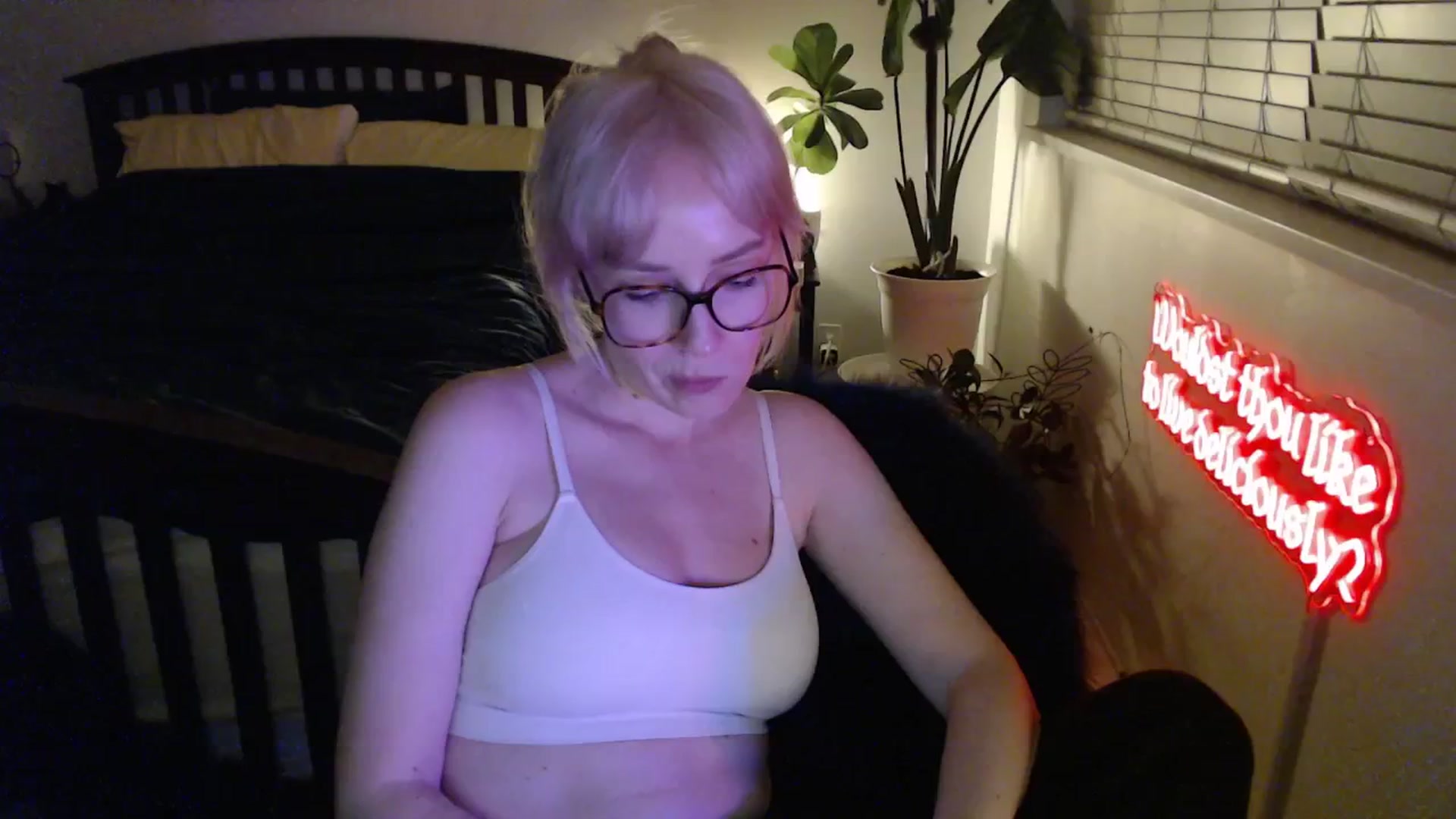 Gallery image thumbnail from NahlaHoney's myfreecams stream on, 02/04/2026, 04:38 image 2 of 20