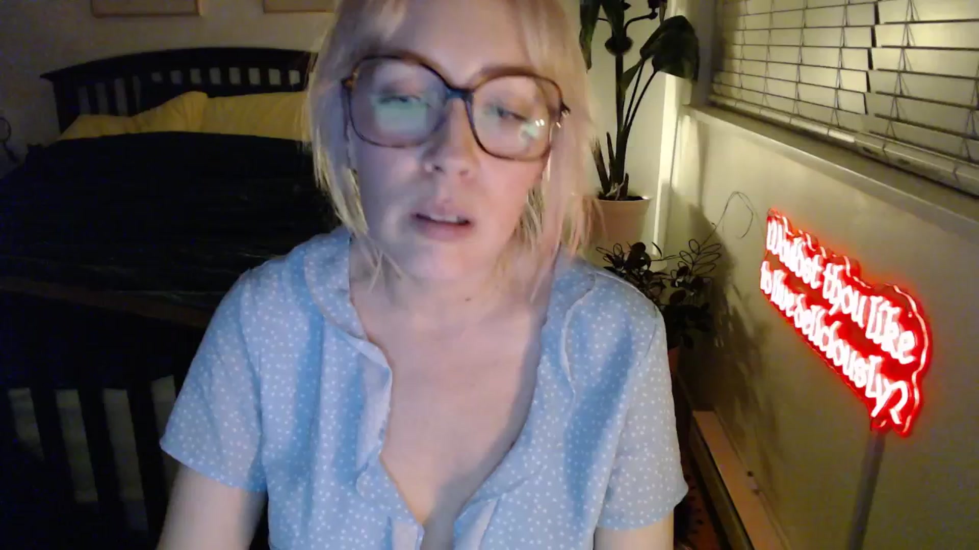 Gallery image thumbnail from NahlaHoney's myfreecams stream on, 02/05/2026, 04:48 image 14 of 20