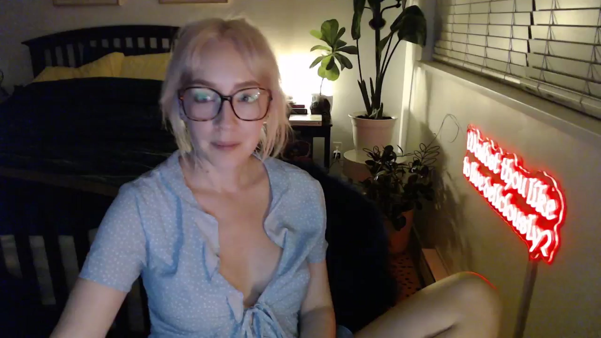 Gallery image thumbnail from NahlaHoney's myfreecams stream on, 02/05/2026, 04:48 image 4 of 20