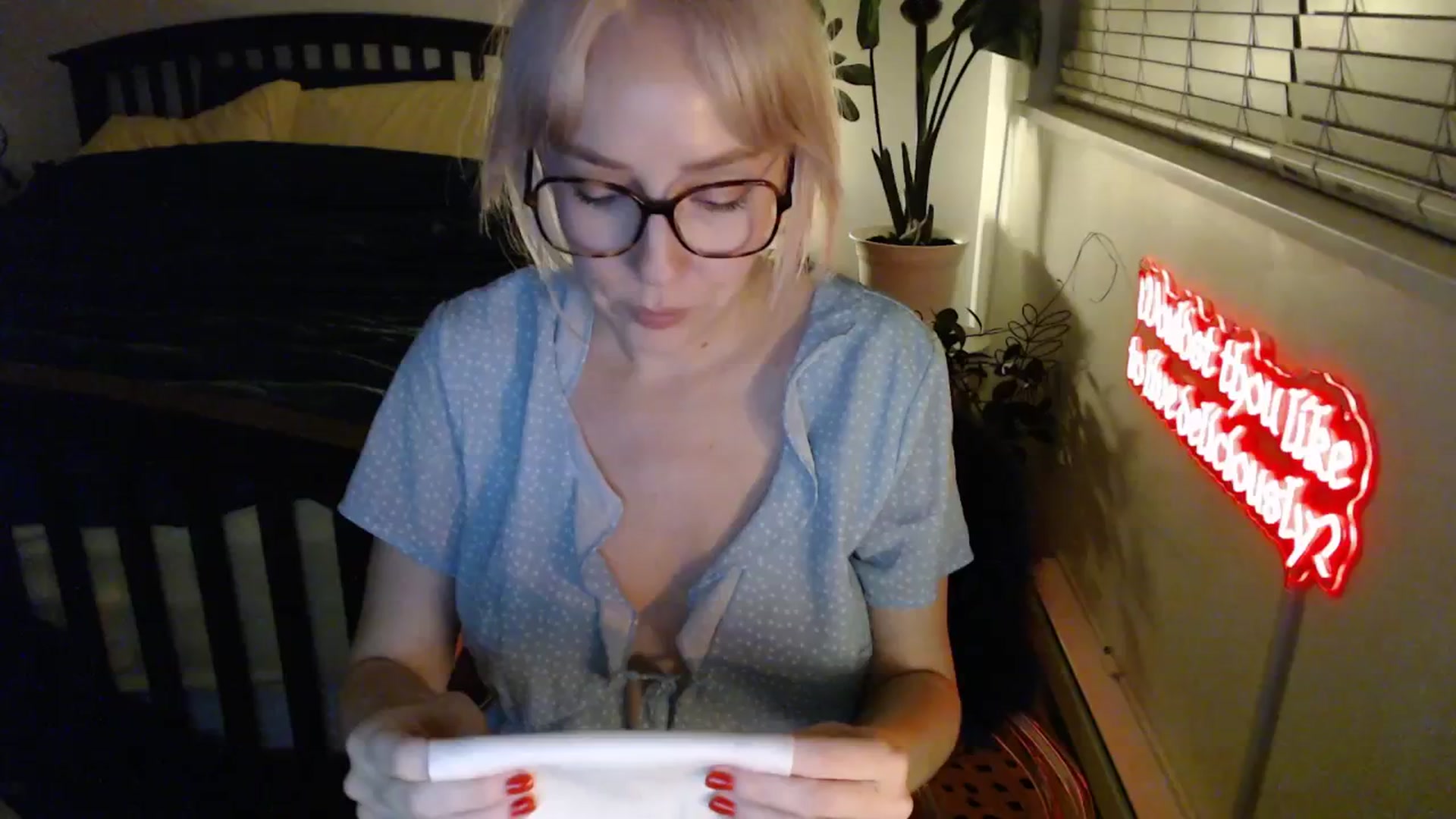 Gallery image thumbnail from NahlaHoney's myfreecams stream on, 02/05/2026, 05:48 image 8 of 20