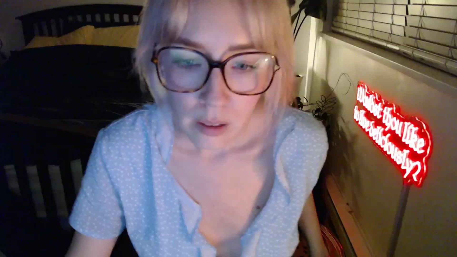 Gallery image thumbnail from NahlaHoney's myfreecams stream on, 02/05/2026, 05:48 image 1 of 20