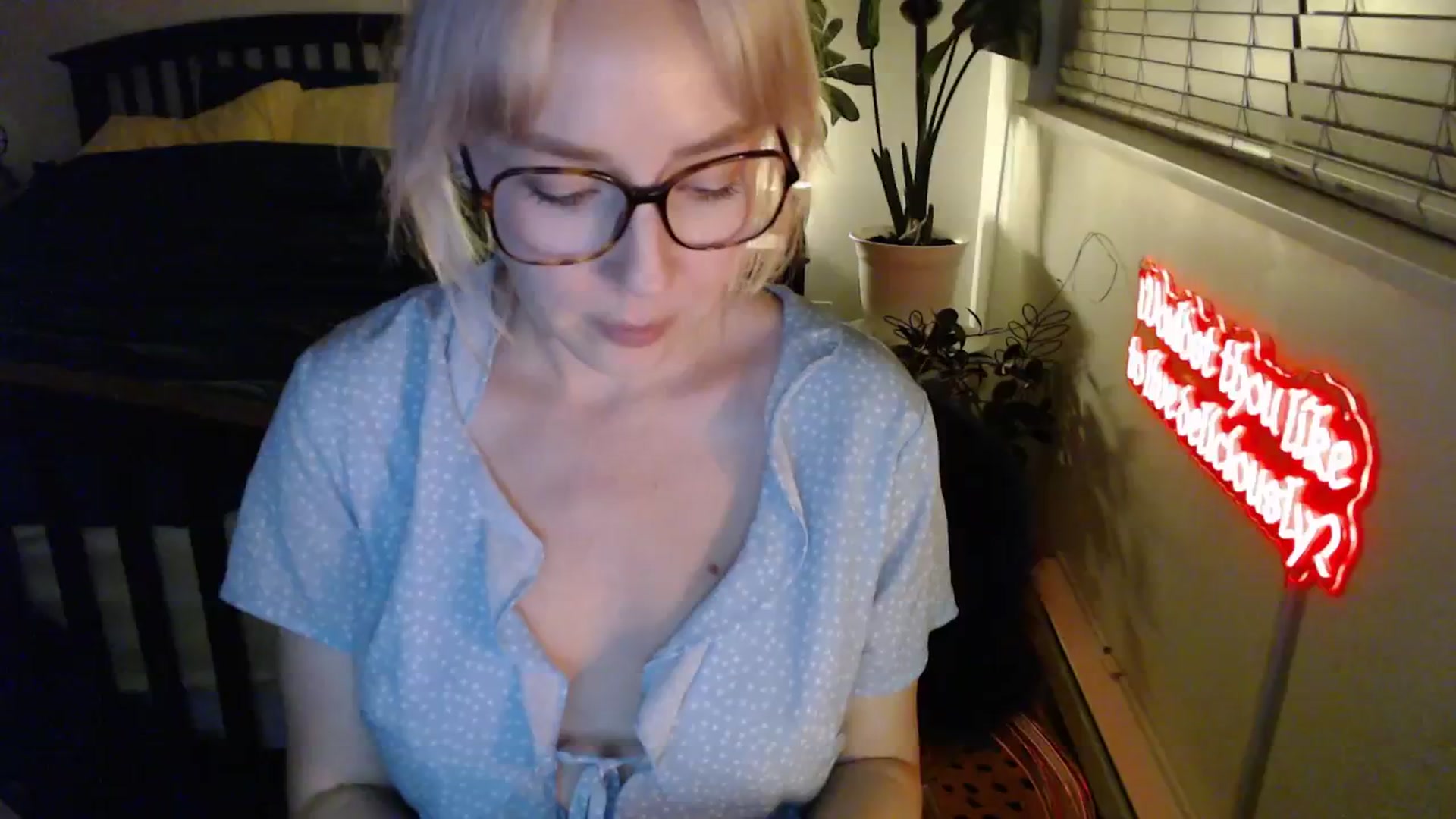 Gallery image thumbnail from NahlaHoney's myfreecams stream on, 02/05/2026, 05:48 image 9 of 20
