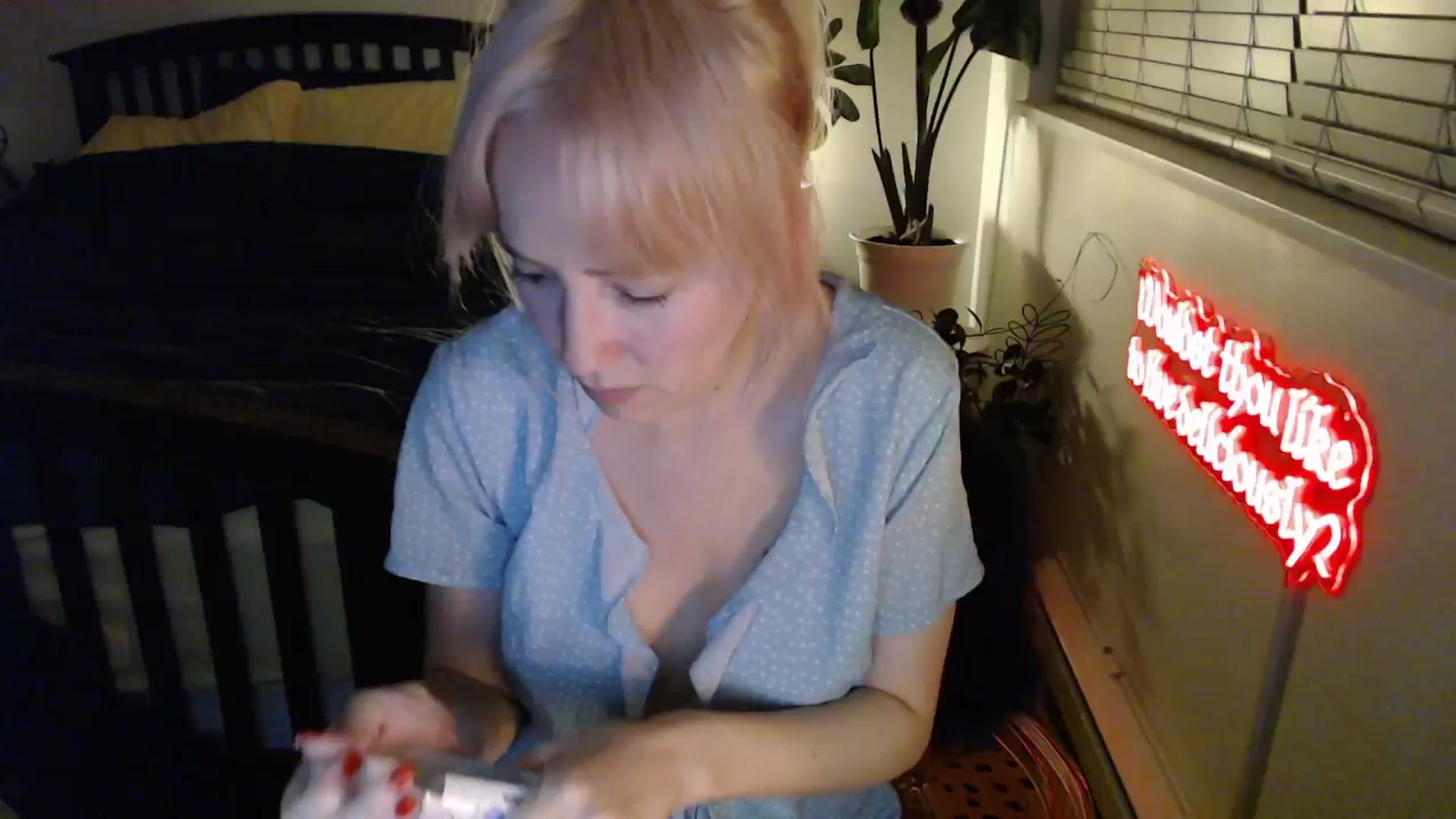 Gallery image thumbnail from NahlaHoney's myfreecams stream on, 02/05/2026, 05:48 image 5 of 20