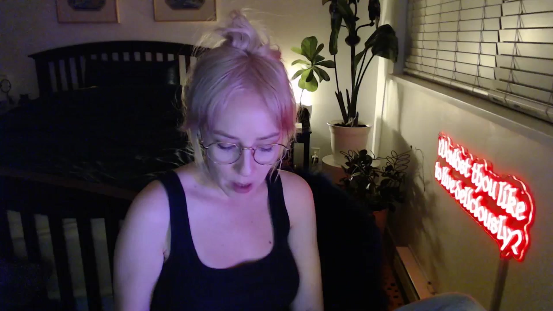 Gallery image thumbnail from NahlaHoney's myfreecams stream on, 02/06/2026, 03:38 image 13 of 20