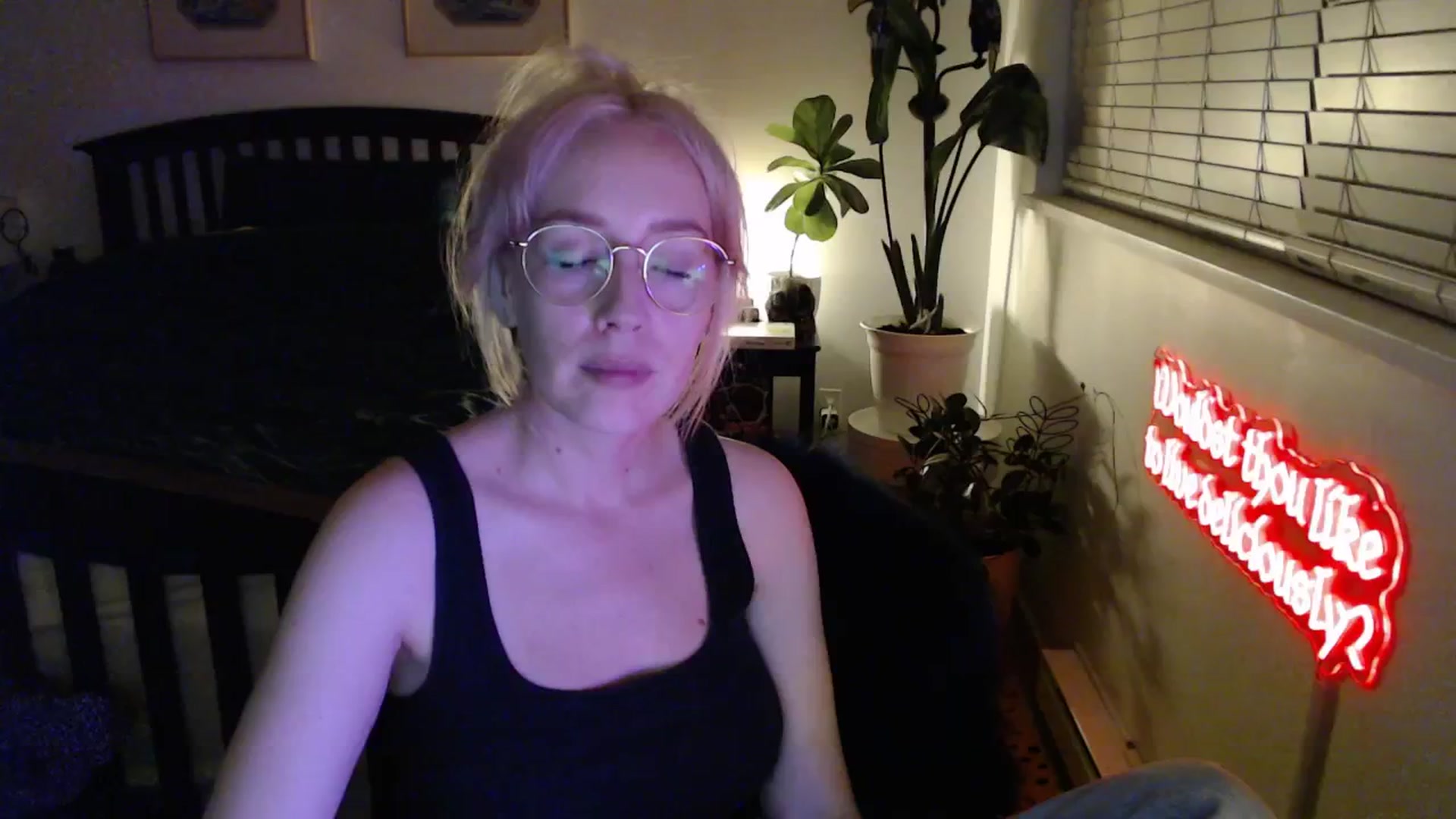 Gallery image thumbnail from NahlaHoney's myfreecams stream on, 02/06/2026, 03:38 image 19 of 20