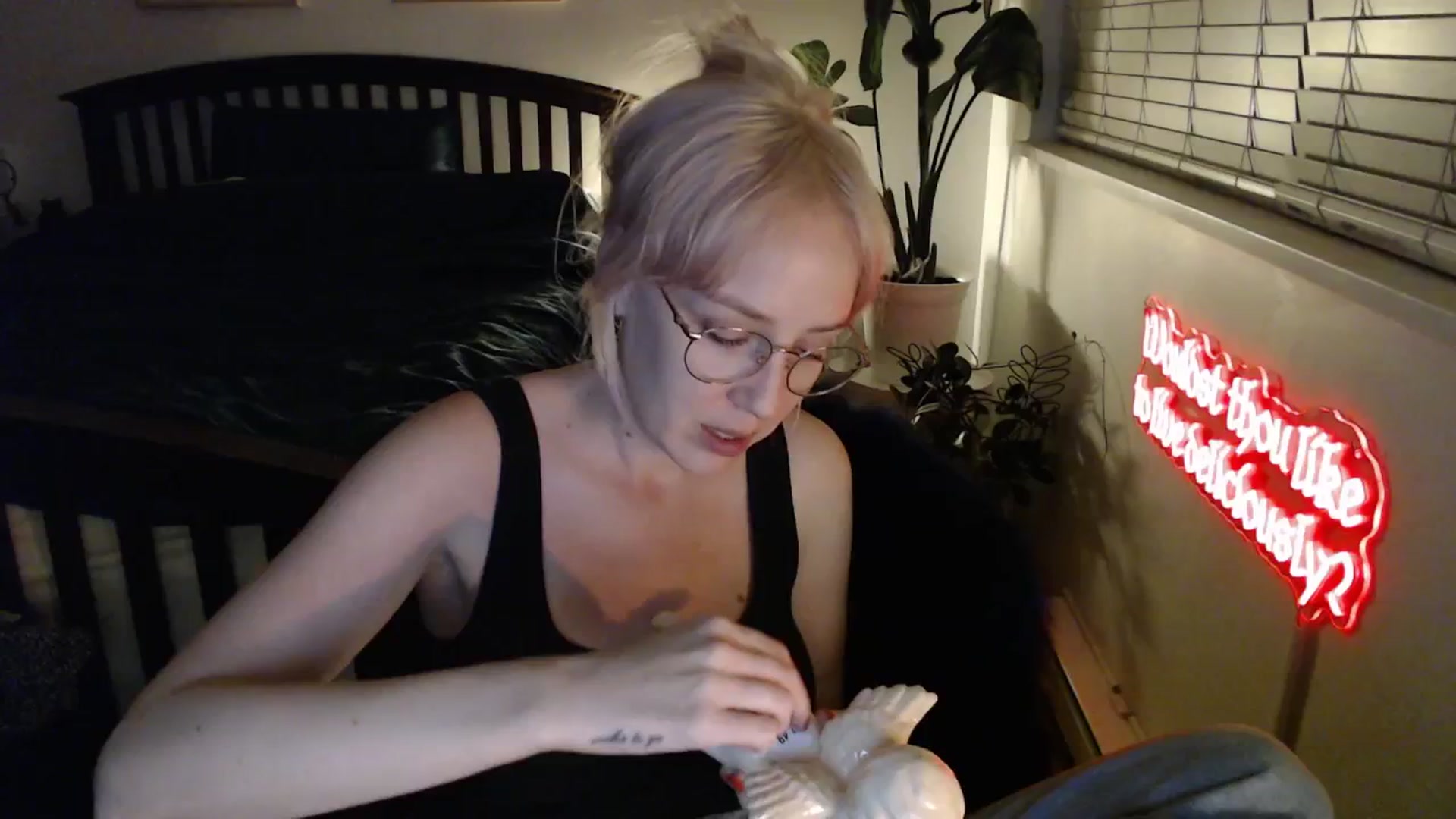 Gallery image thumbnail from NahlaHoney's myfreecams stream on, 02/06/2026, 03:38 image 1 of 20