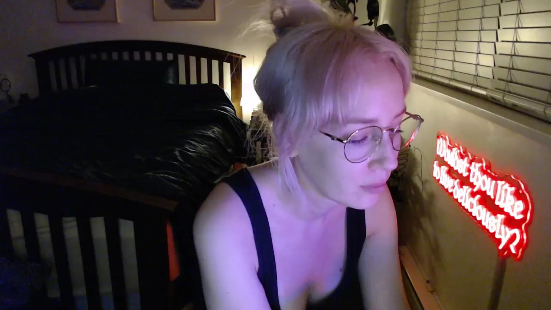 Gallery image thumbnail from NahlaHoney's myfreecams stream on, 02/06/2026, 05:24 image 8 of 20