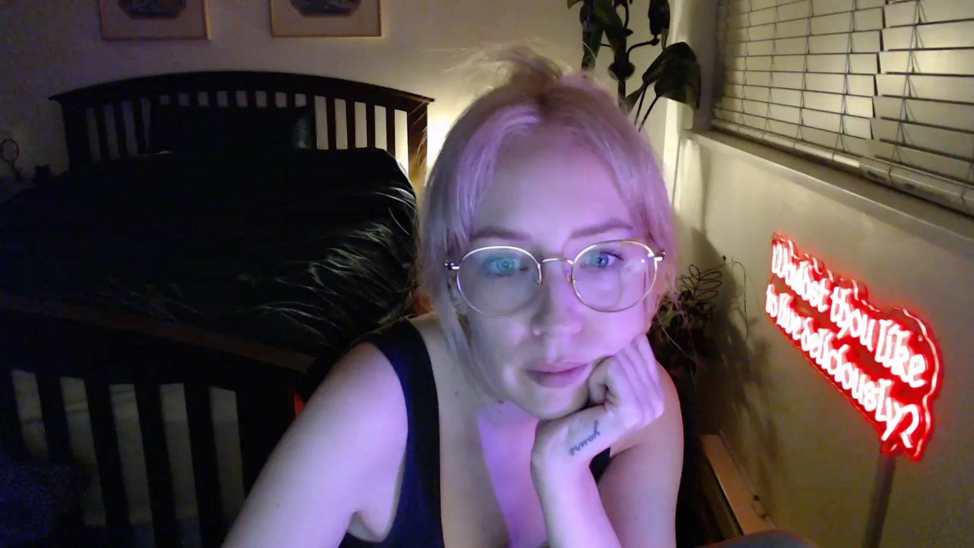 Gallery image thumbnail from NahlaHoney's myfreecams stream on, 02/06/2026, 05:24 image 5 of 20