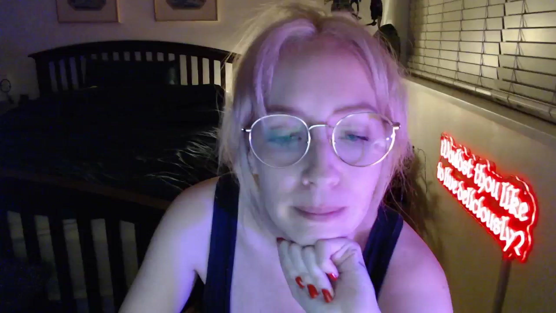 Gallery image thumbnail from NahlaHoney's myfreecams stream on, 02/06/2026, 05:24 image 9 of 20