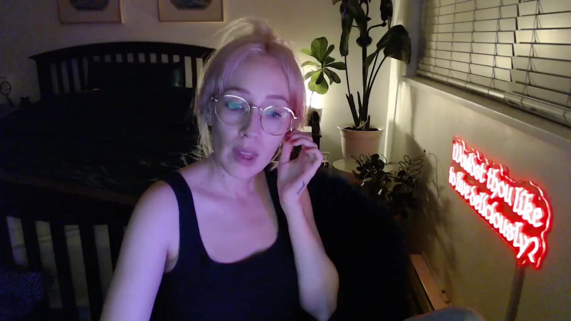 Gallery image thumbnail from NahlaHoney's myfreecams stream on, 02/06/2026, 05:24 image 2 of 20