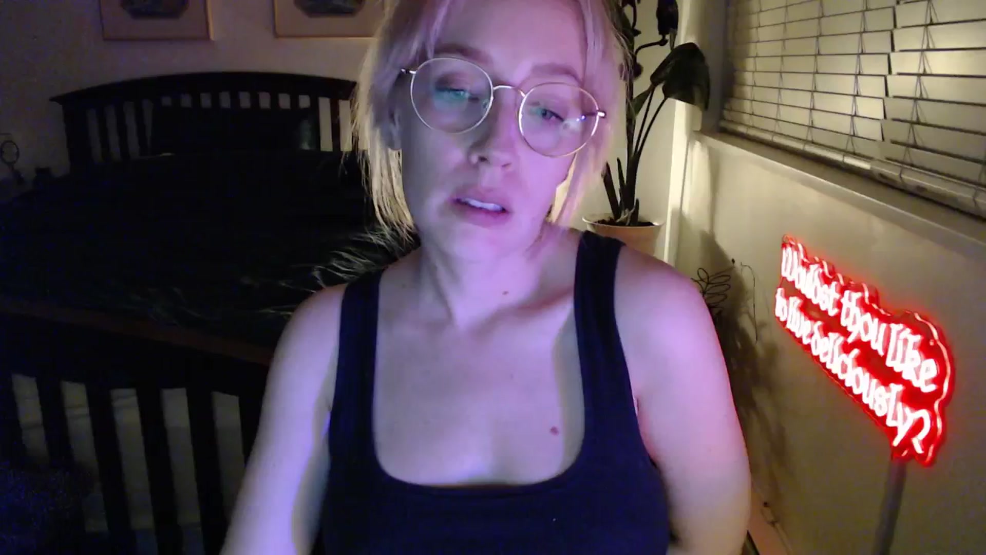 Gallery image thumbnail from NahlaHoney's myfreecams stream on, 02/06/2026, 05:24 image 10 of 20