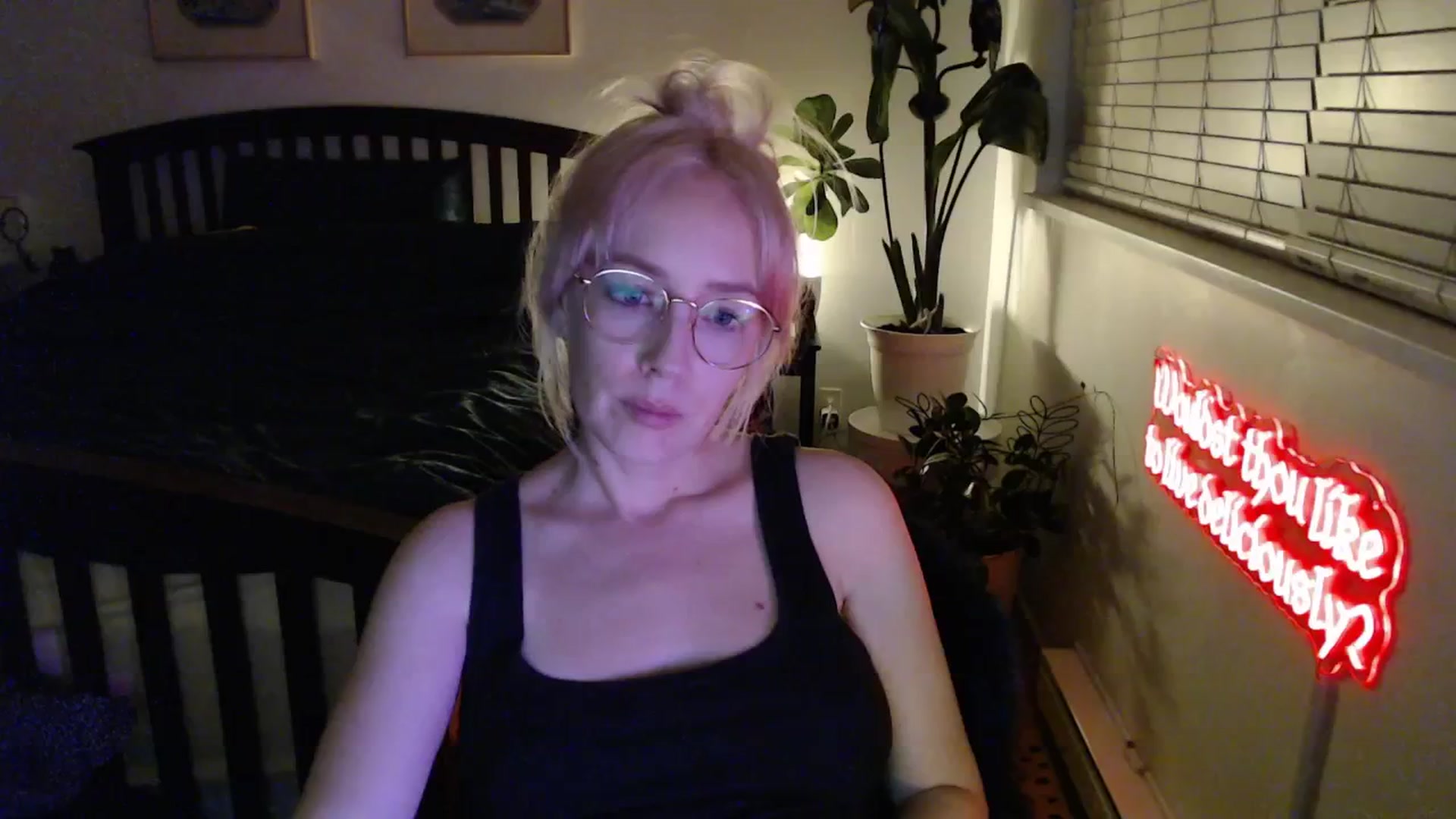 Gallery image thumbnail from NahlaHoney's myfreecams stream on, 02/06/2026, 05:24 image 18 of 20