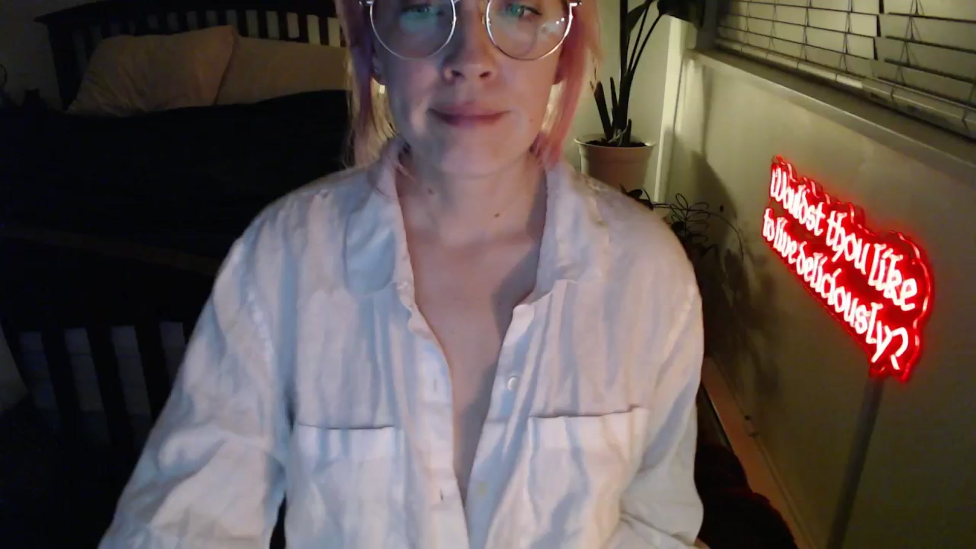 Gallery image thumbnail from NahlaHoney's myfreecams stream on, 02/11/2026, 03:49 image 7 of 20