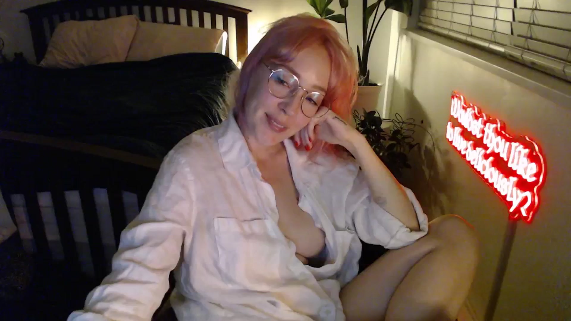 Gallery image thumbnail from NahlaHoney's myfreecams stream on, 02/11/2026, 03:49 image 14 of 20