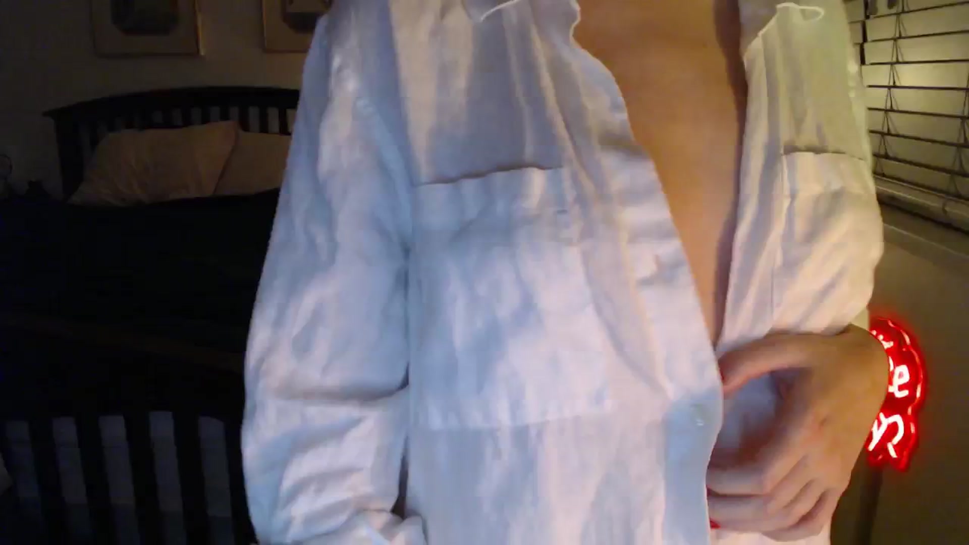 Gallery image thumbnail from NahlaHoney's myfreecams stream on, 02/11/2026, 03:49 image 6 of 20