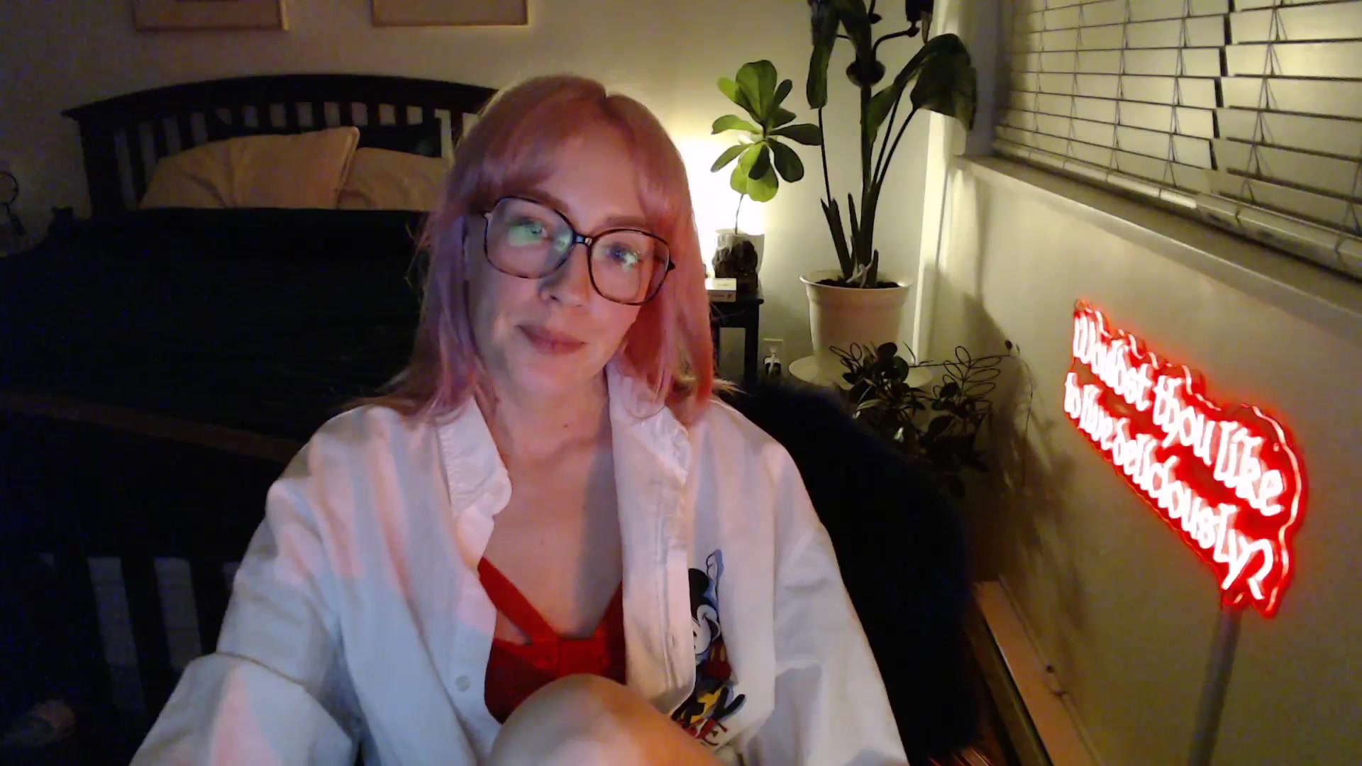 Gallery image thumbnail from NahlaHoney's myfreecams stream on, 02/14/2026, 04:11 image 17 of 20
