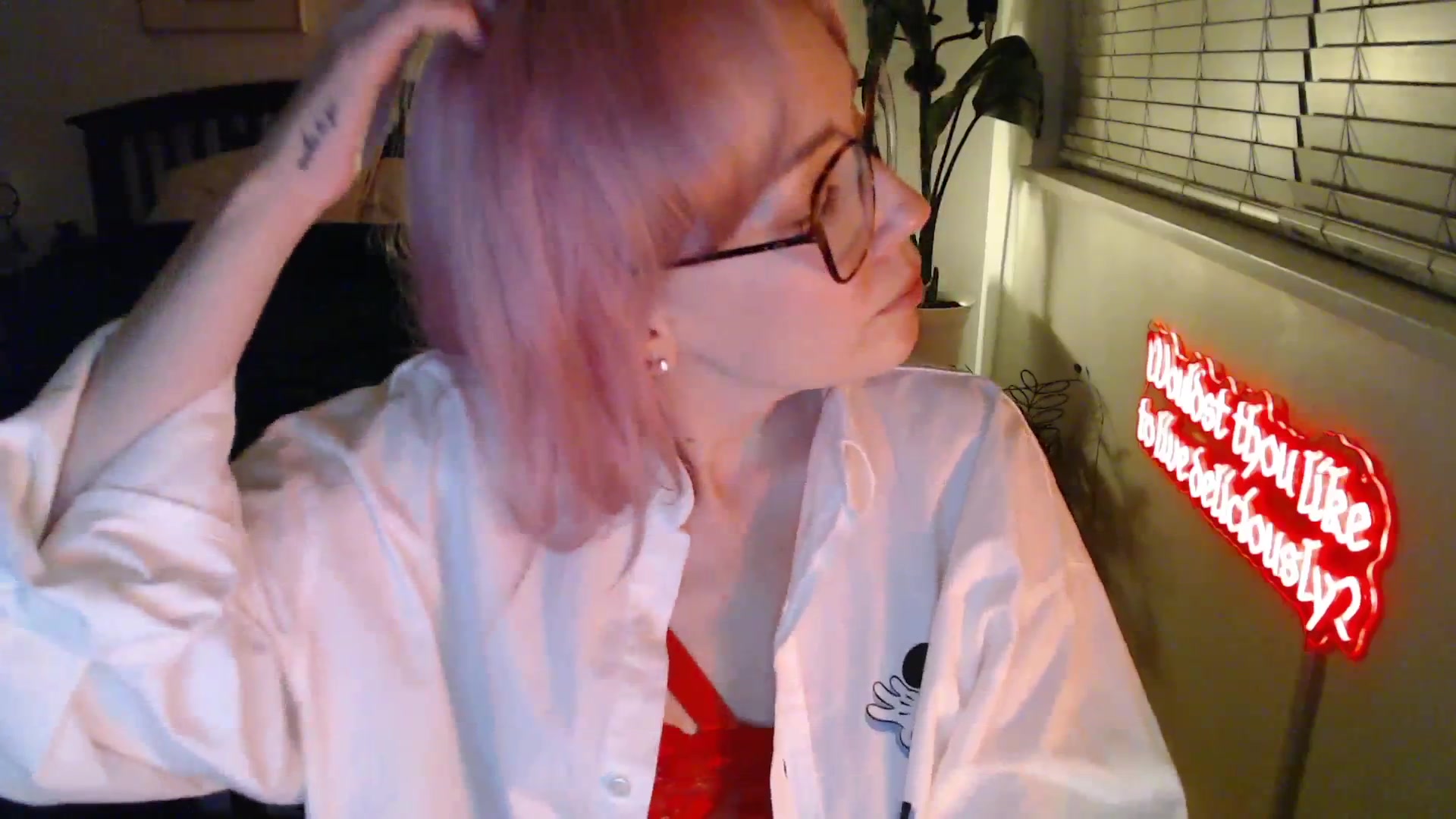 Gallery image thumbnail from NahlaHoney's myfreecams stream on, 02/14/2026, 04:11 image 15 of 20