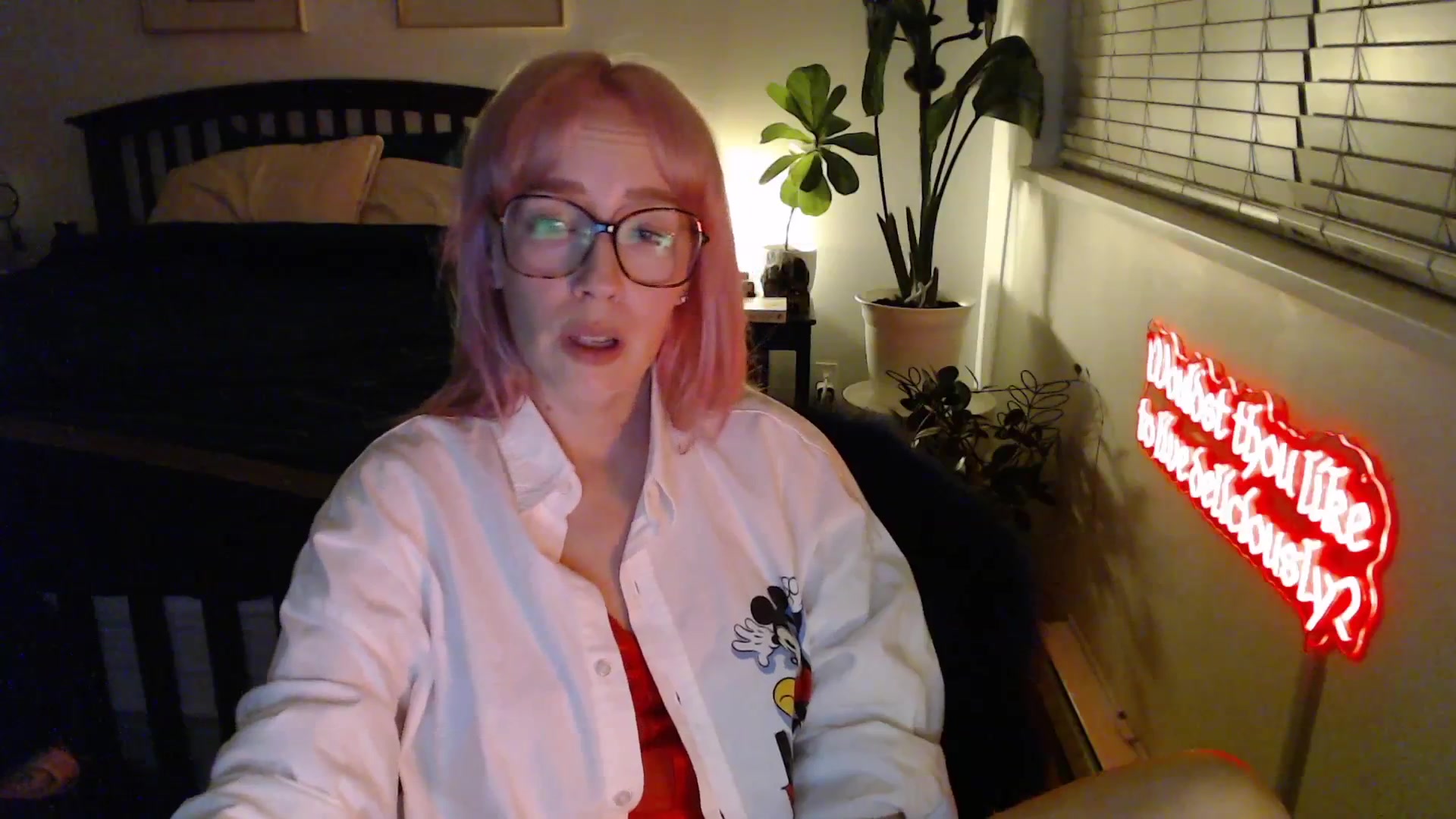 Gallery image thumbnail from NahlaHoney's myfreecams stream on, 02/14/2026, 04:11 image 16 of 20