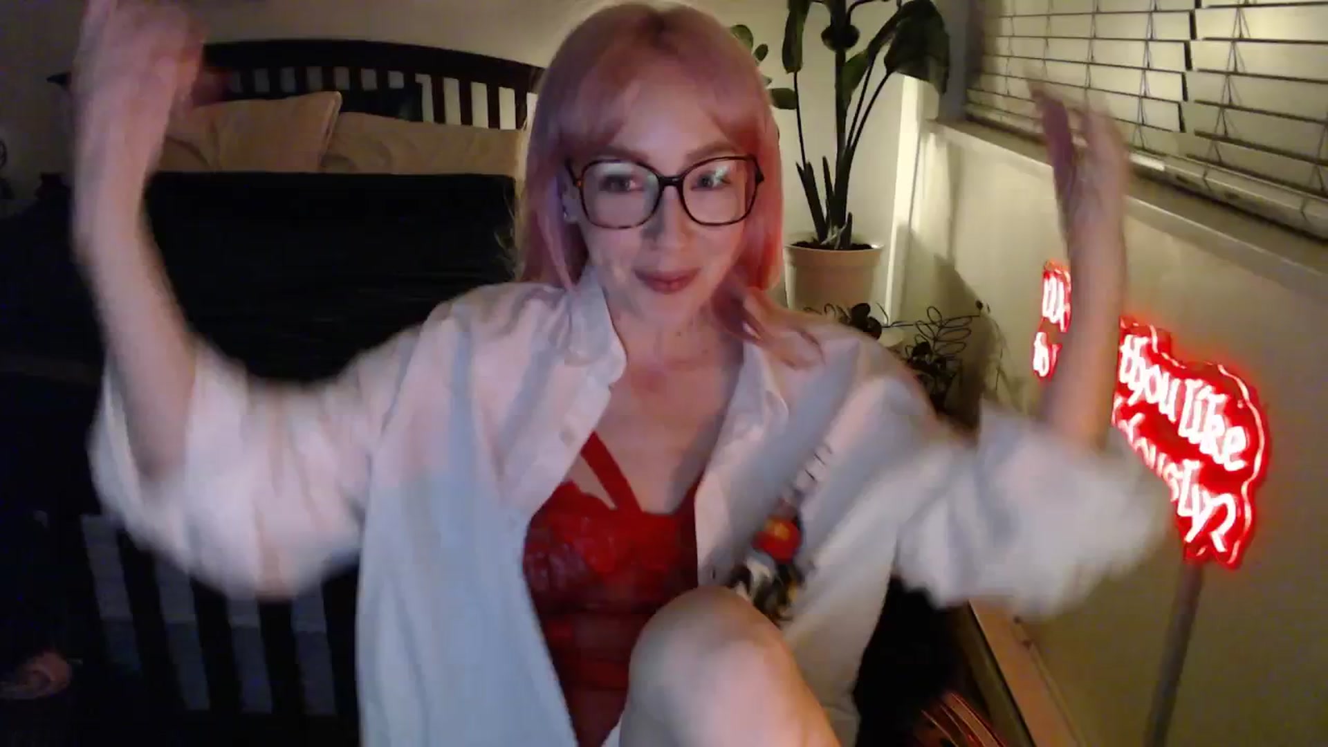 Gallery image thumbnail from NahlaHoney's myfreecams stream on, 02/14/2026, 04:11 image 6 of 20