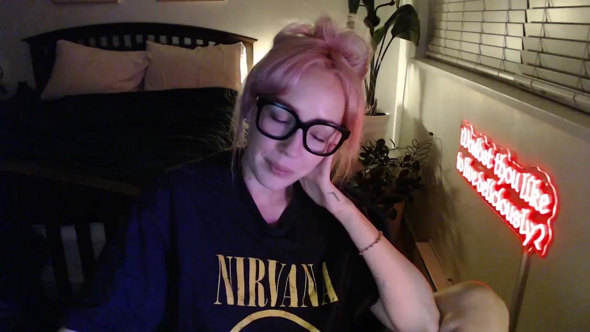 Gallery image thumbnail from NahlaHoney's myfreecams stream on, 02/16/2026, 04:40 image 5 of 20