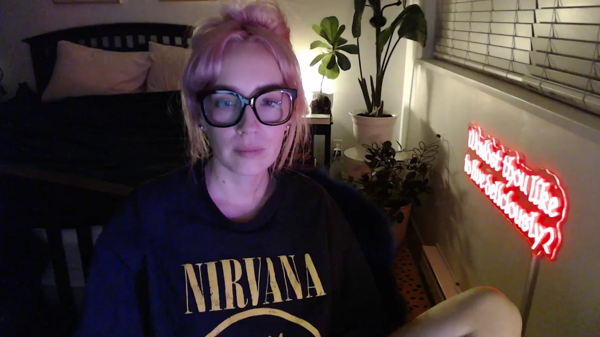Gallery image thumbnail from NahlaHoney's myfreecams stream on, 02/16/2026, 04:40 image 6 of 20