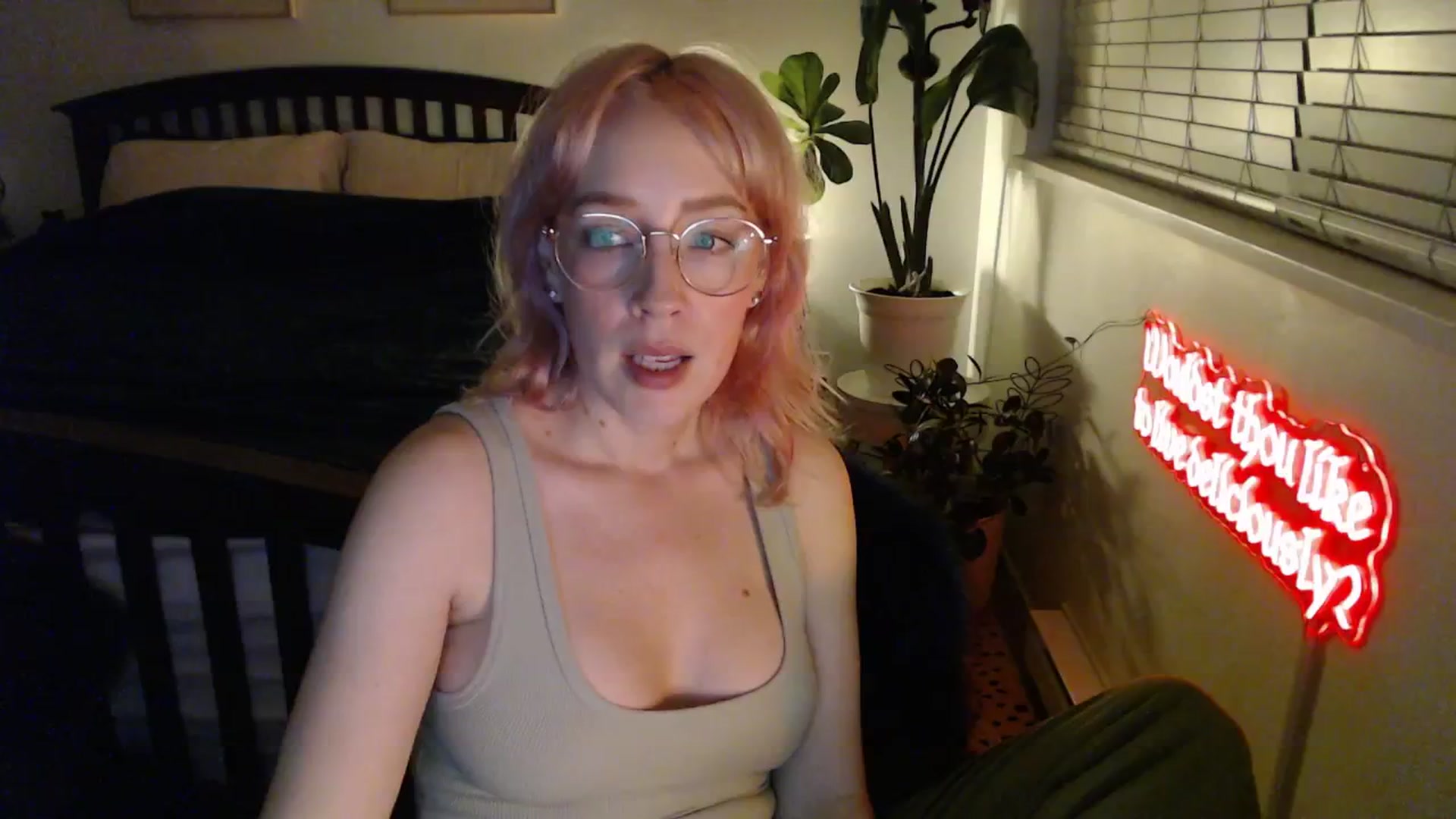 Gallery image thumbnail from NahlaHoney's myfreecams stream on, 02/18/2026, 04:29 image 7 of 20