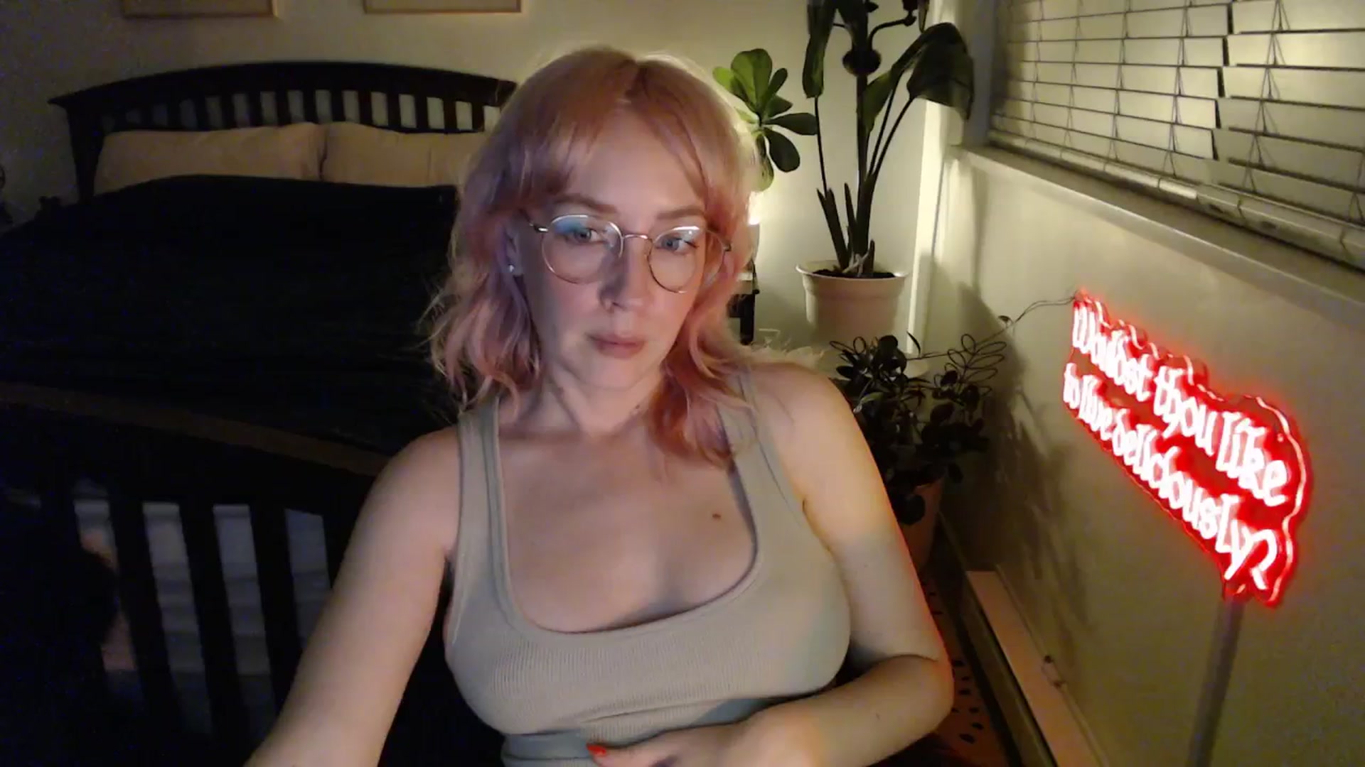 Gallery image thumbnail from NahlaHoney's myfreecams stream on, 02/18/2026, 04:29 image 15 of 20