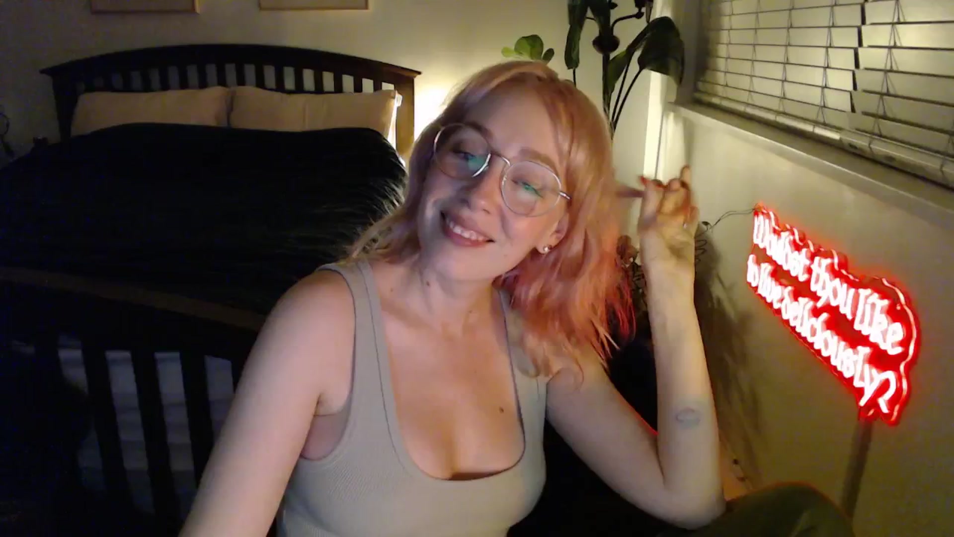 Gallery image thumbnail from NahlaHoney's myfreecams stream on, 02/18/2026, 04:29 image 5 of 20