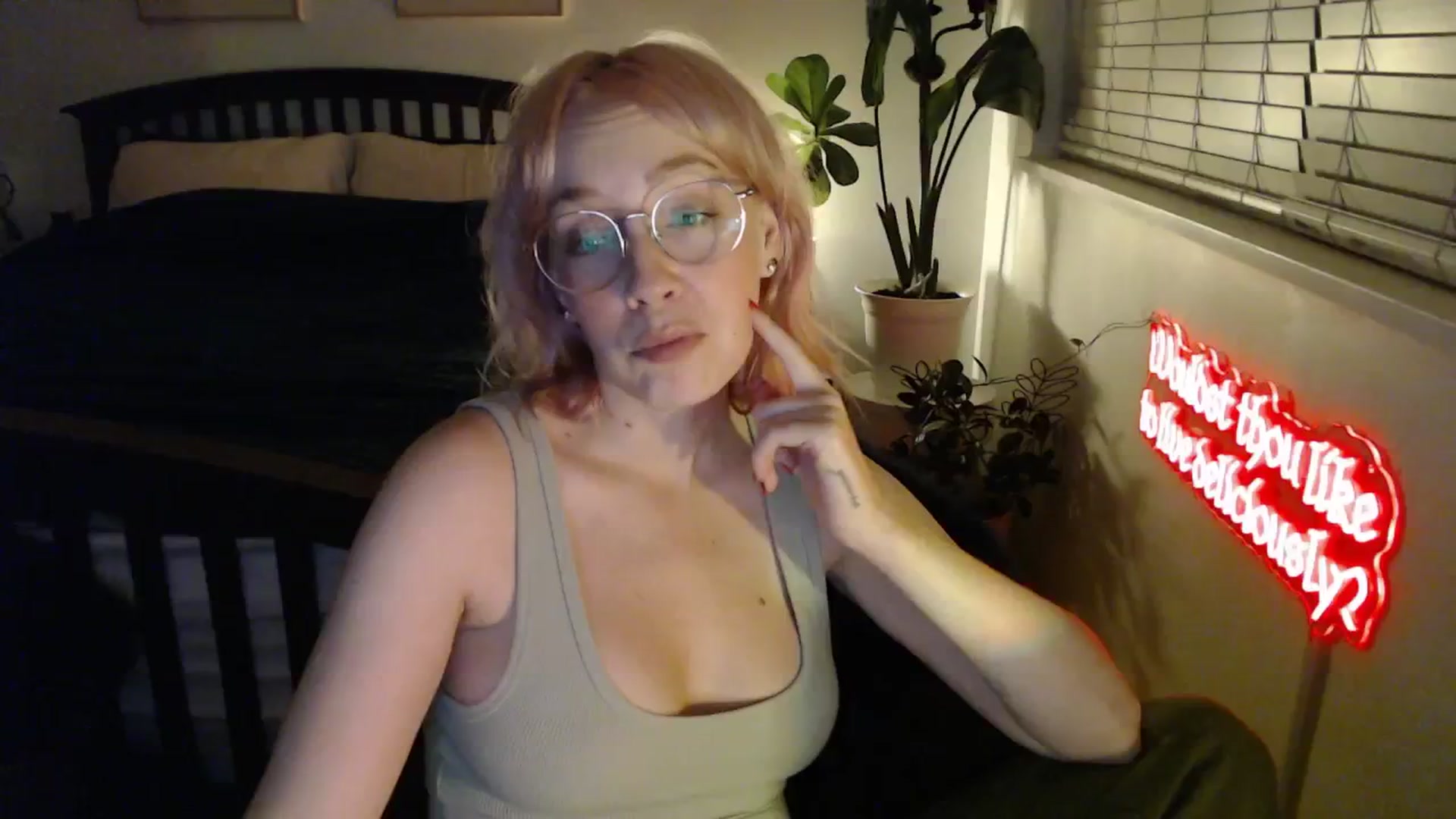 Gallery image thumbnail from NahlaHoney's myfreecams stream on, 02/18/2026, 04:29 image 2 of 20