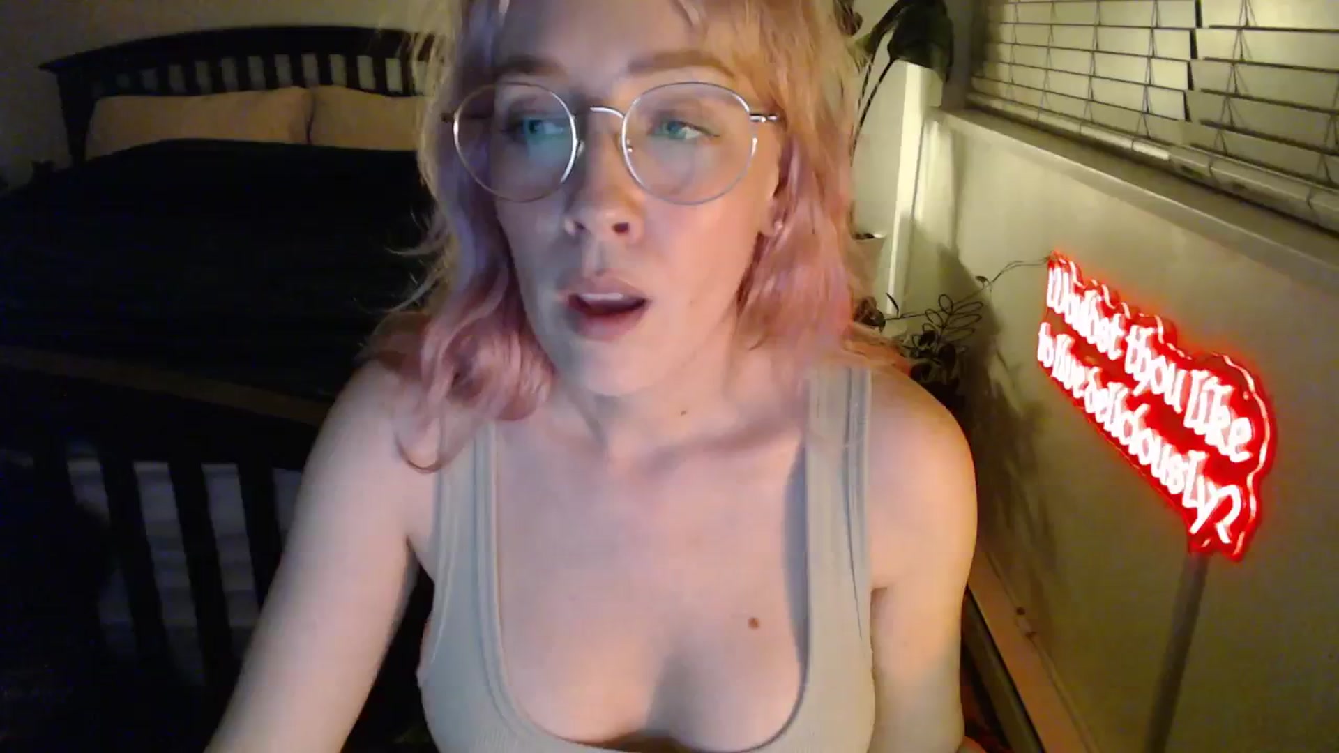 Gallery image thumbnail from NahlaHoney's myfreecams stream on, 02/18/2026, 04:29 image 20 of 20