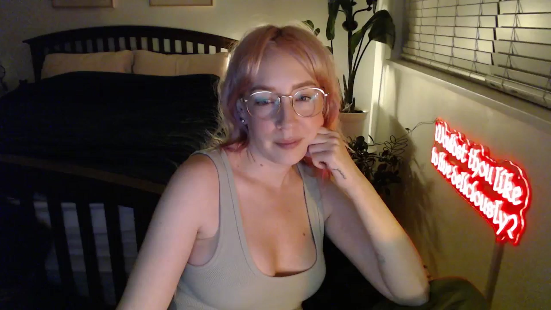 Gallery image thumbnail from NahlaHoney's myfreecams stream on, 02/18/2026, 04:29 image 3 of 20