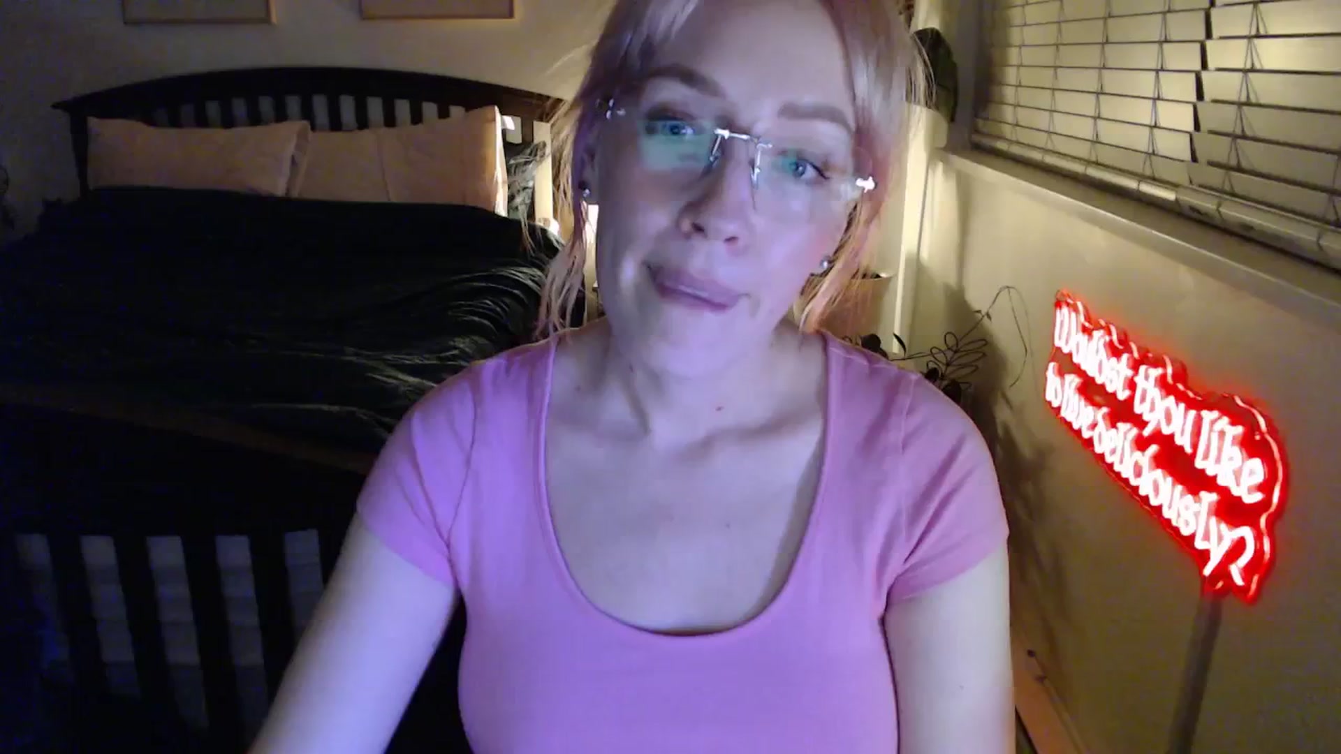 Gallery image thumbnail from NahlaHoney's myfreecams stream on, 02/19/2026, 05:35 image 3 of 20