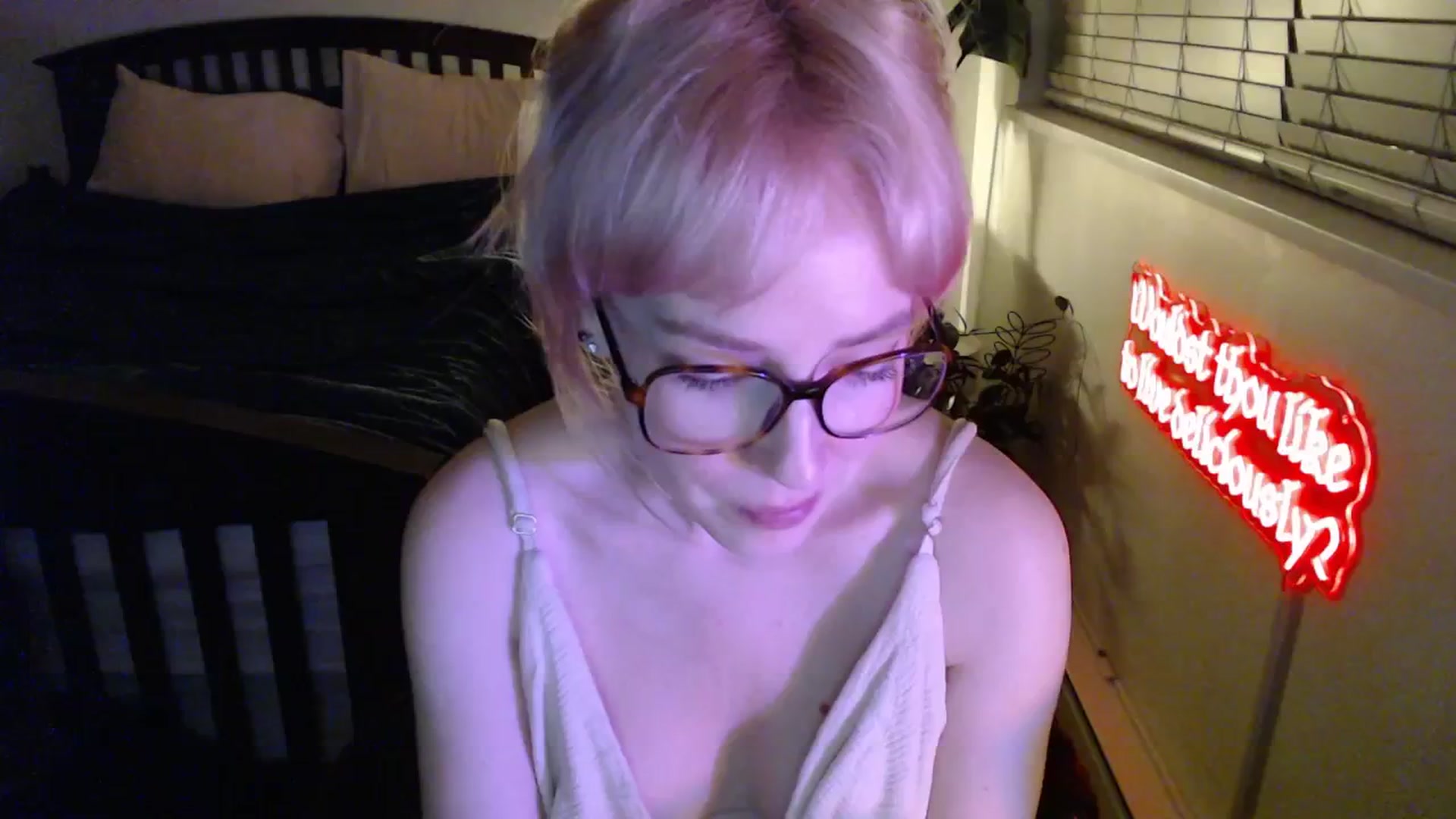 Gallery image thumbnail from NahlaHoney's myfreecams stream on, 02/20/2026, 05:30 image 13 of 20