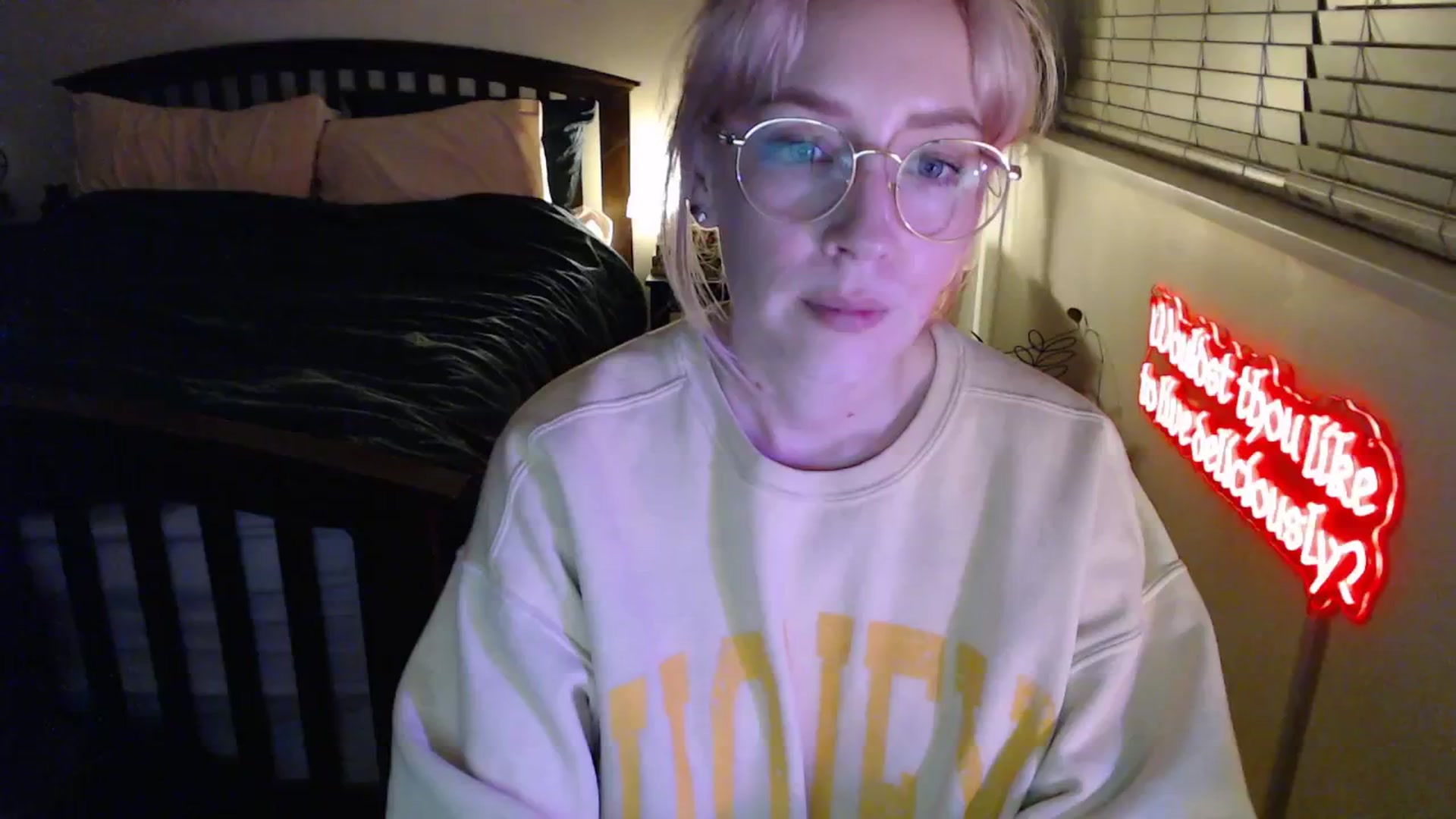 Gallery image thumbnail from NahlaHoney's myfreecams stream on, 02/21/2026, 04:31 image 12 of 20