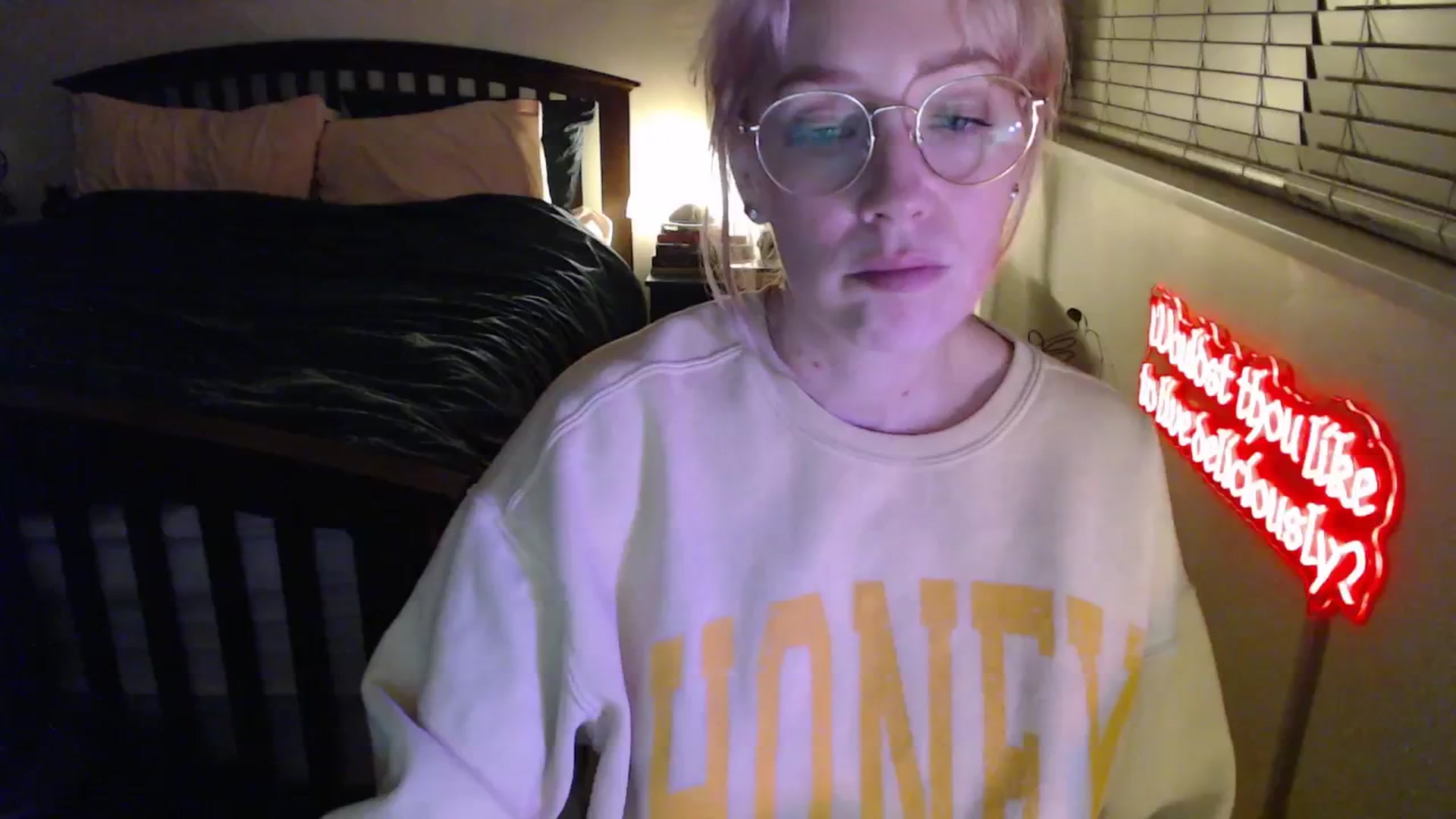 Gallery image thumbnail from NahlaHoney's myfreecams stream on, 02/21/2026, 04:31 image 5 of 20