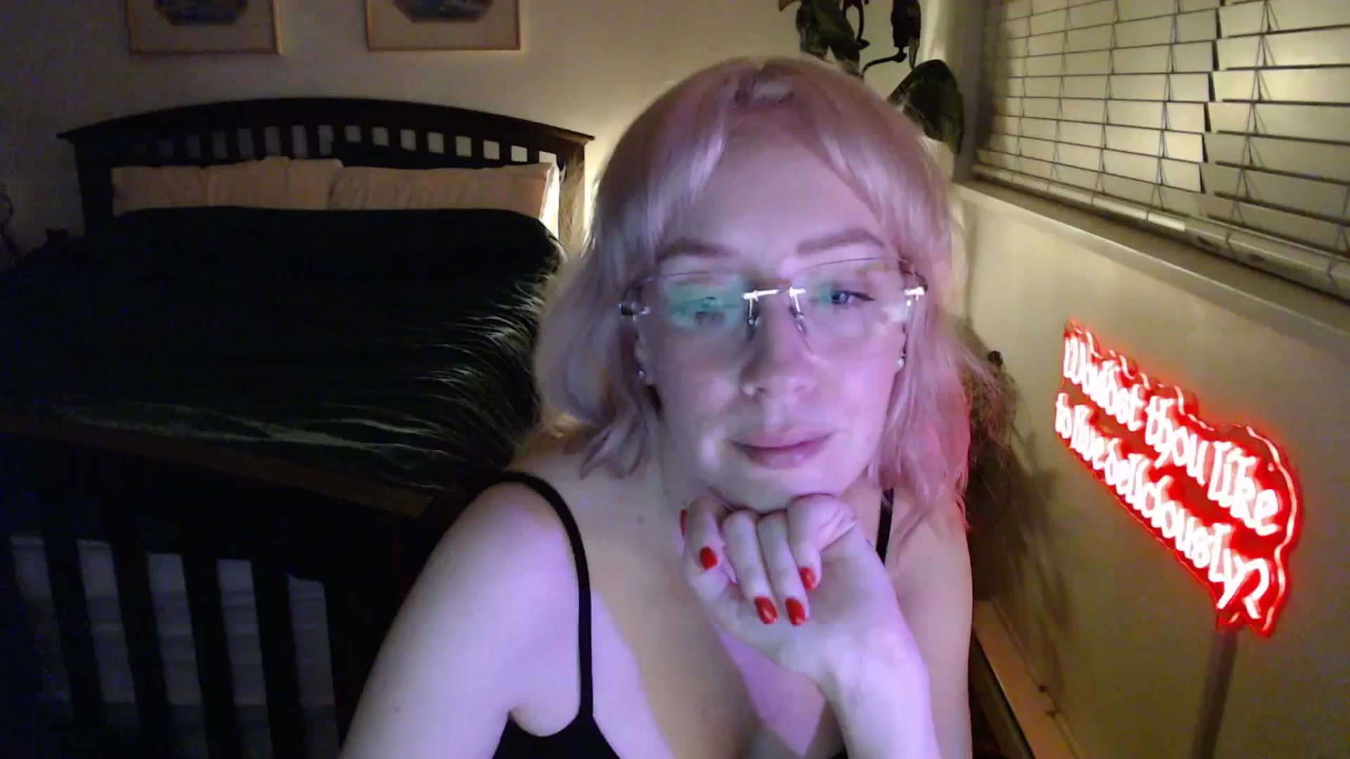 Gallery image thumbnail from NahlaHoney's myfreecams stream on, 02/23/2026, 04:17 image 10 of 20