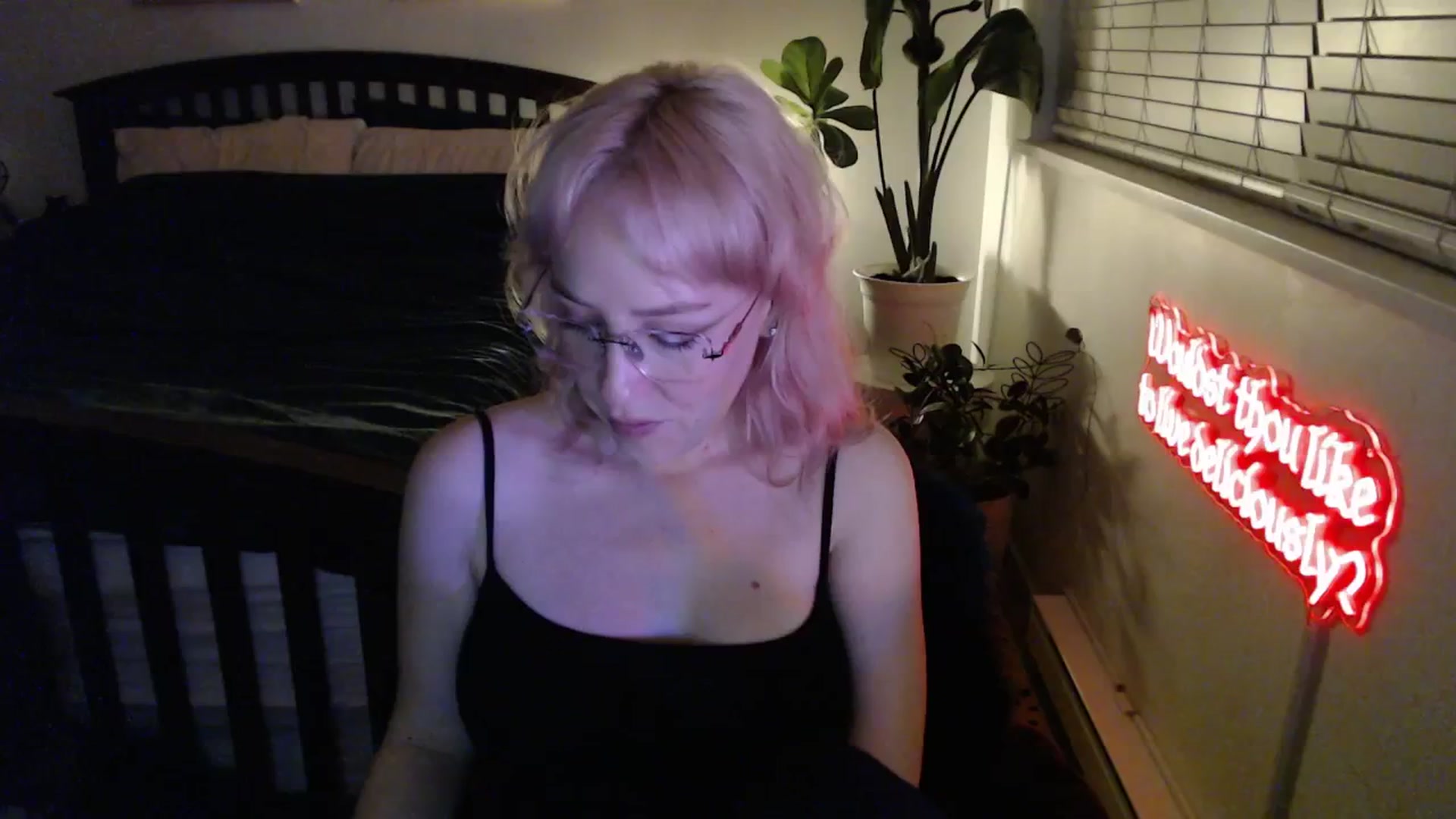 Gallery image thumbnail from NahlaHoney's myfreecams stream on, 02/23/2026, 04:17 image 1 of 20