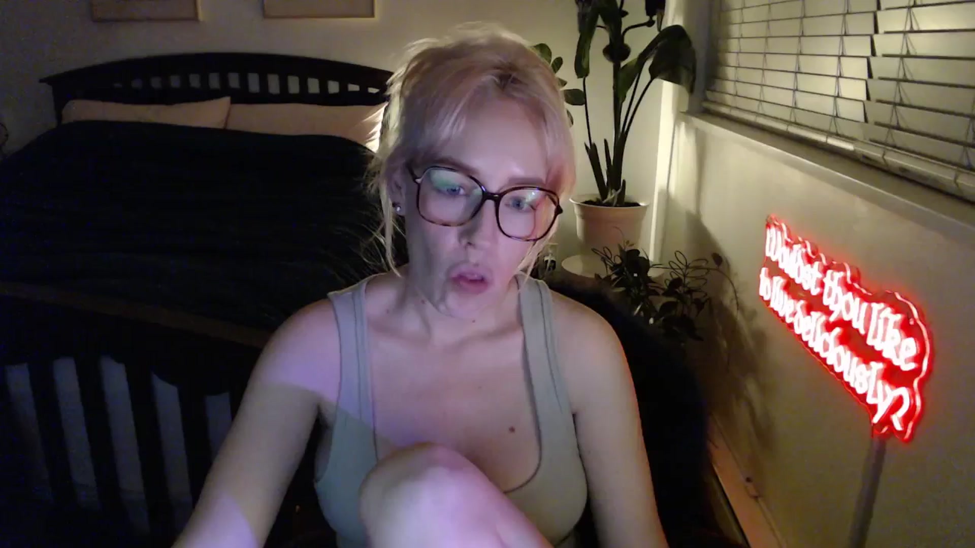 Gallery image thumbnail from NahlaHoney's myfreecams stream on, 02/24/2026, 04:03 image 17 of 20