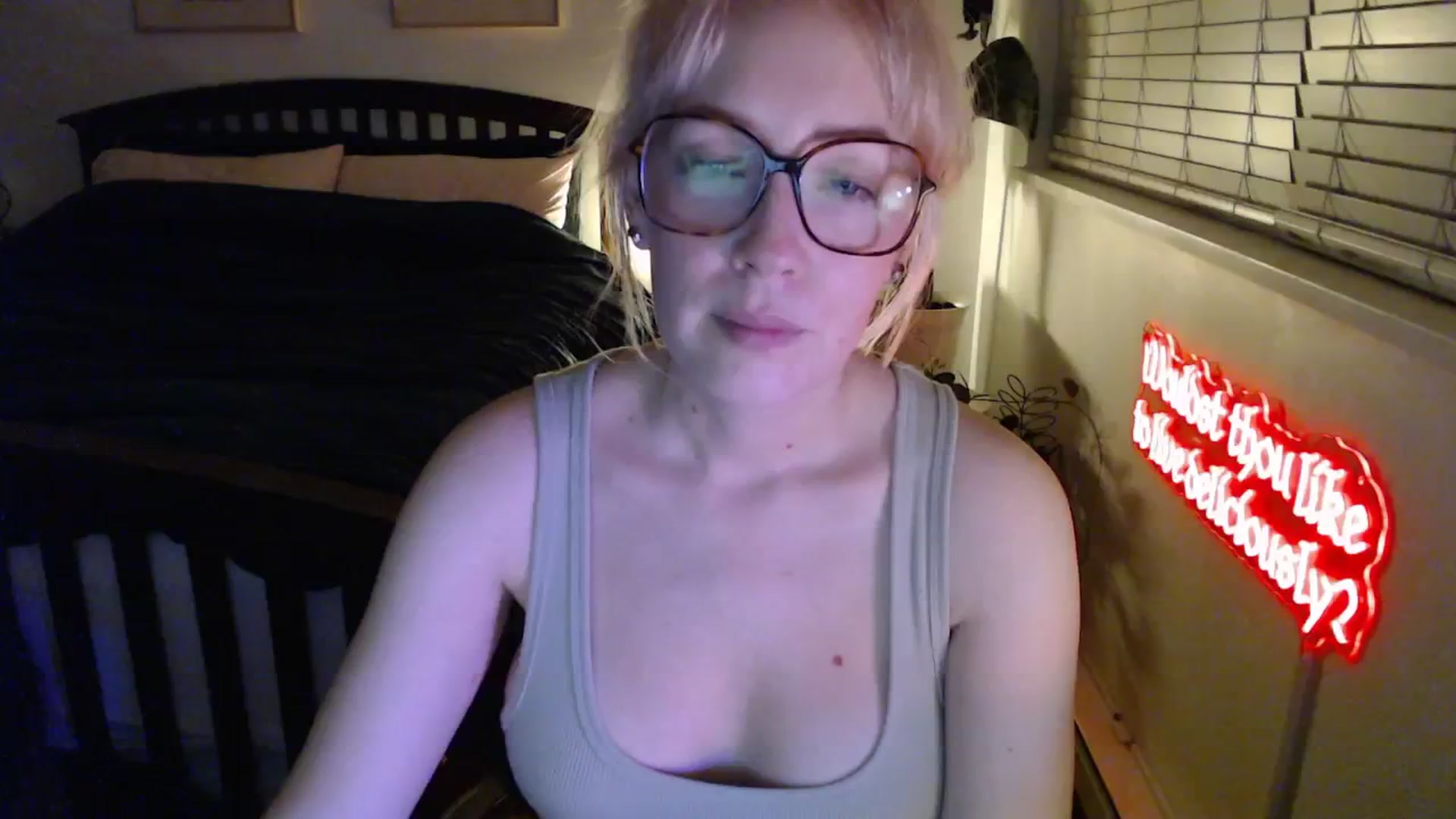 Gallery image thumbnail from NahlaHoney's myfreecams stream on, 02/24/2026, 04:03 image 13 of 20