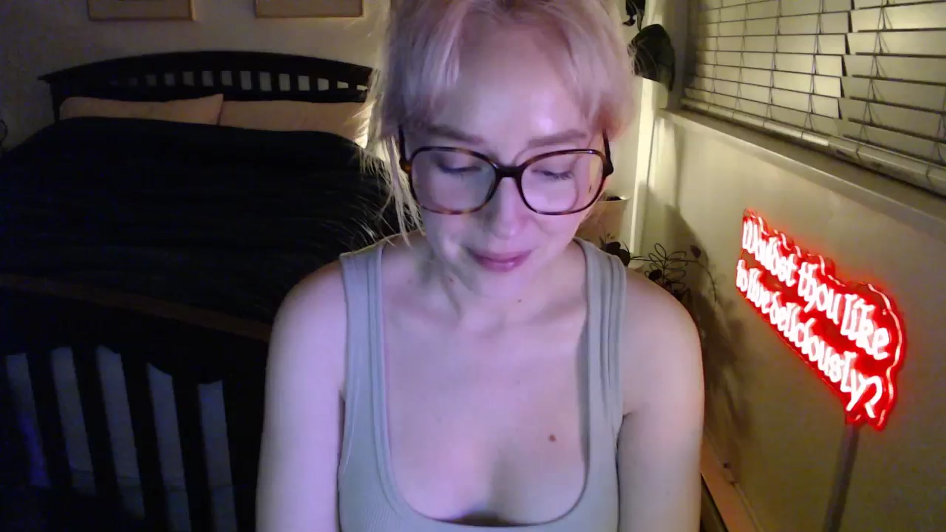 Gallery image thumbnail from NahlaHoney's myfreecams stream on, 02/24/2026, 04:03 image 12 of 20