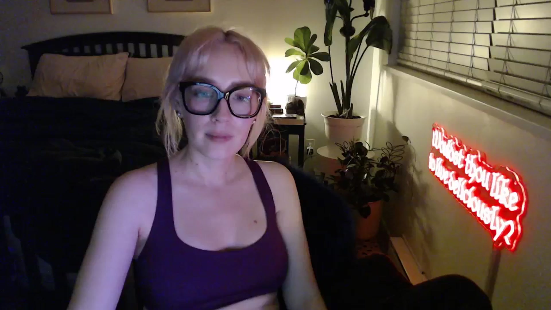 Gallery image thumbnail from NahlaHoney's myfreecams stream on, 02/25/2026, 05:06 image 1 of 20
