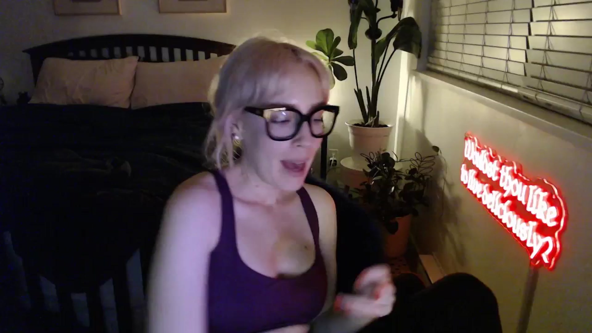 Gallery image thumbnail from NahlaHoney's myfreecams stream on, 02/25/2026, 05:06 image 2 of 20